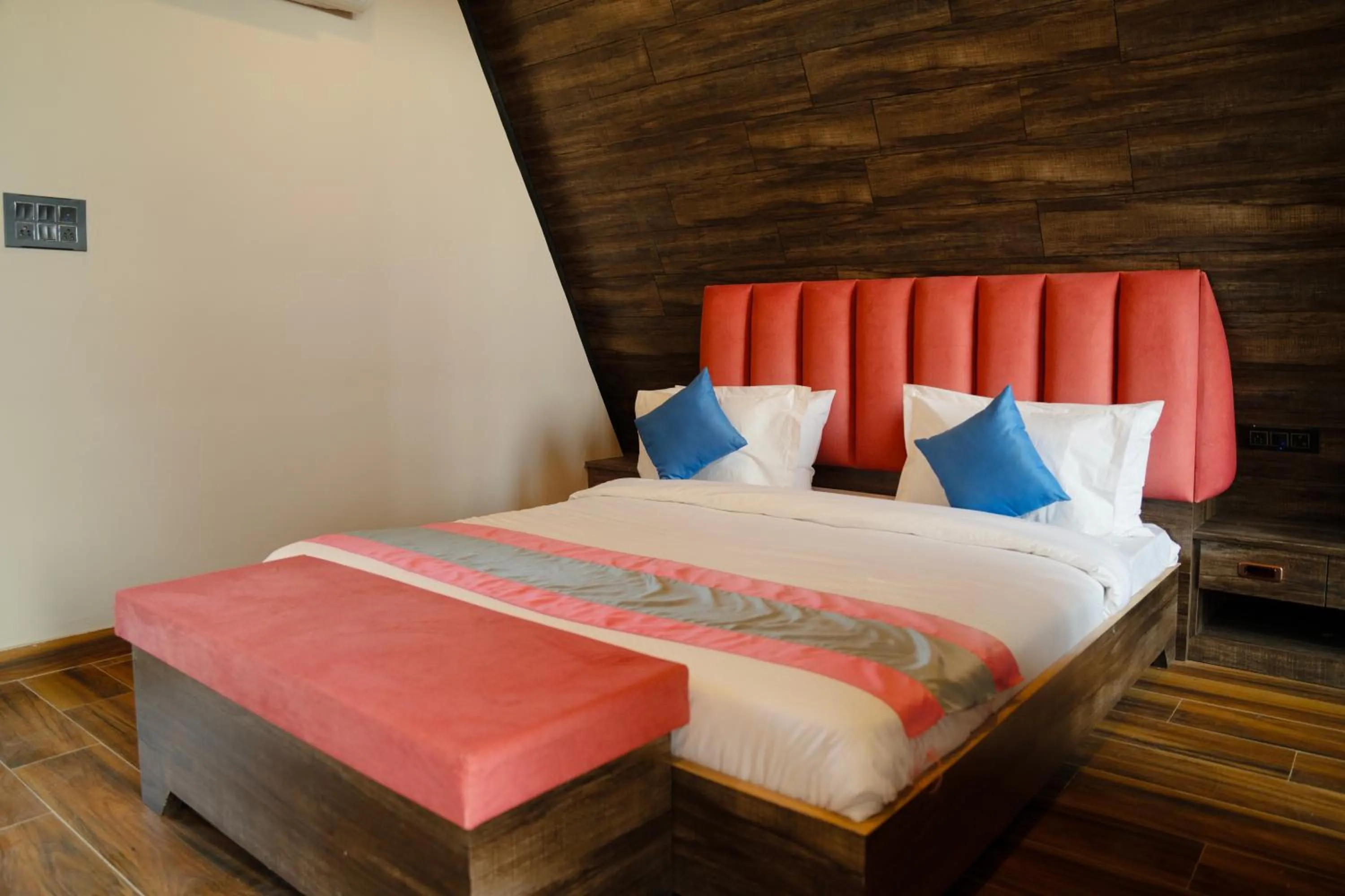 Bed in Sunflower Saga