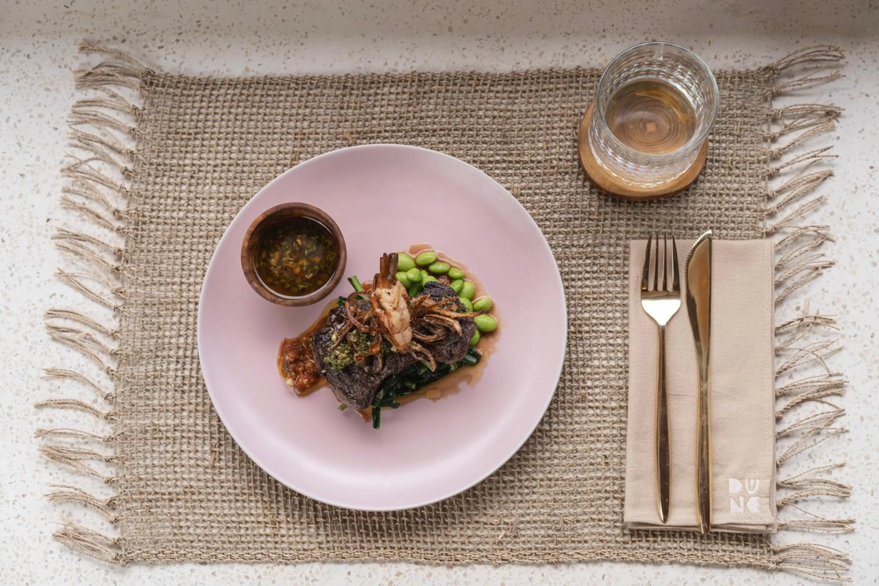 Restaurant/places to eat in Dune Seseh