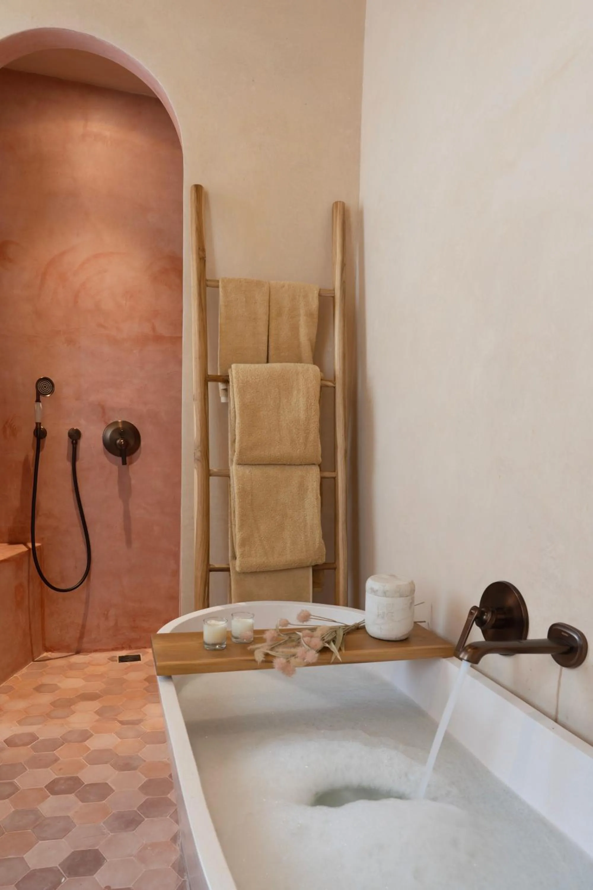 Shower in Dune Seseh