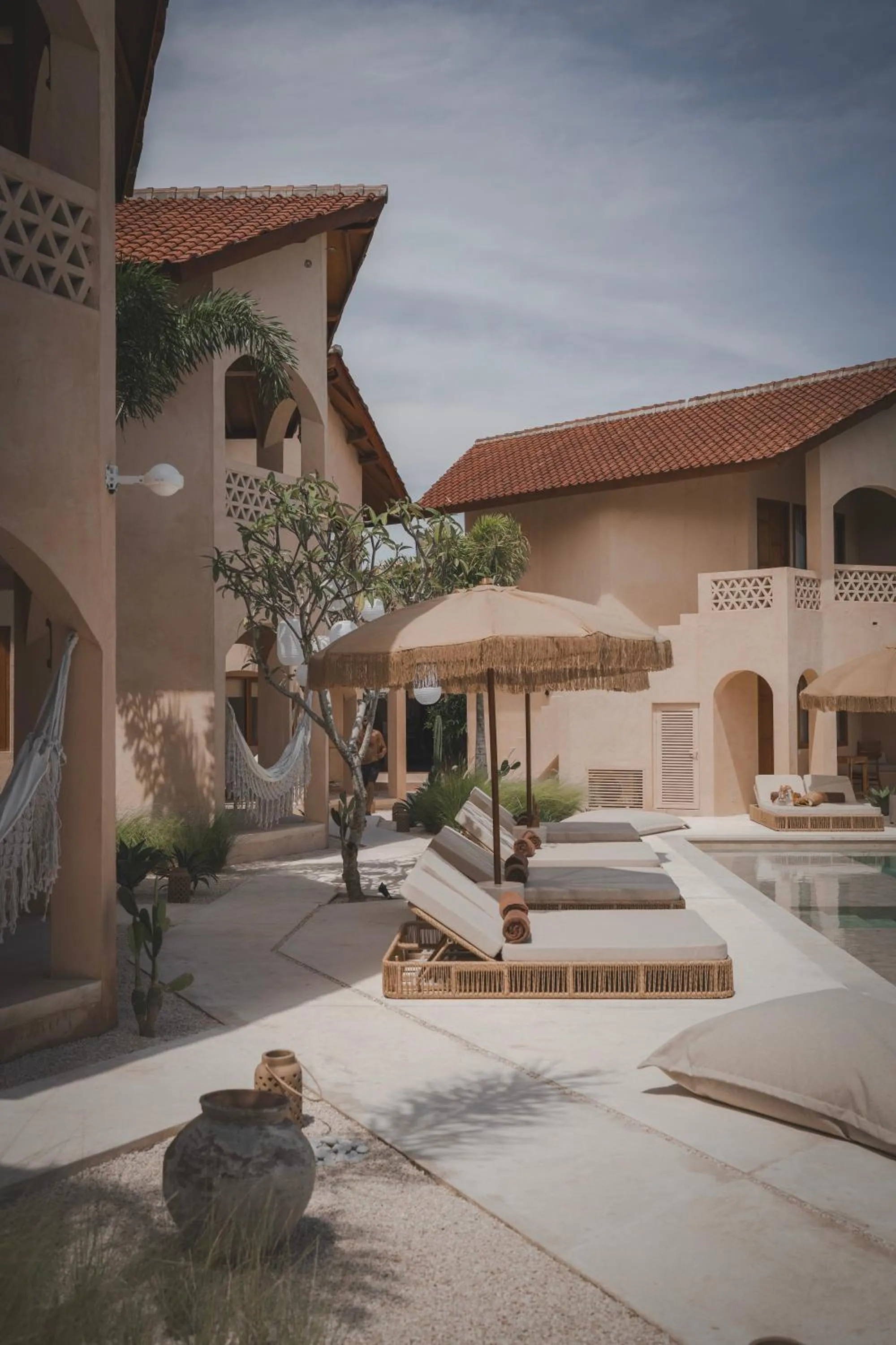 Property building in Dune Seseh