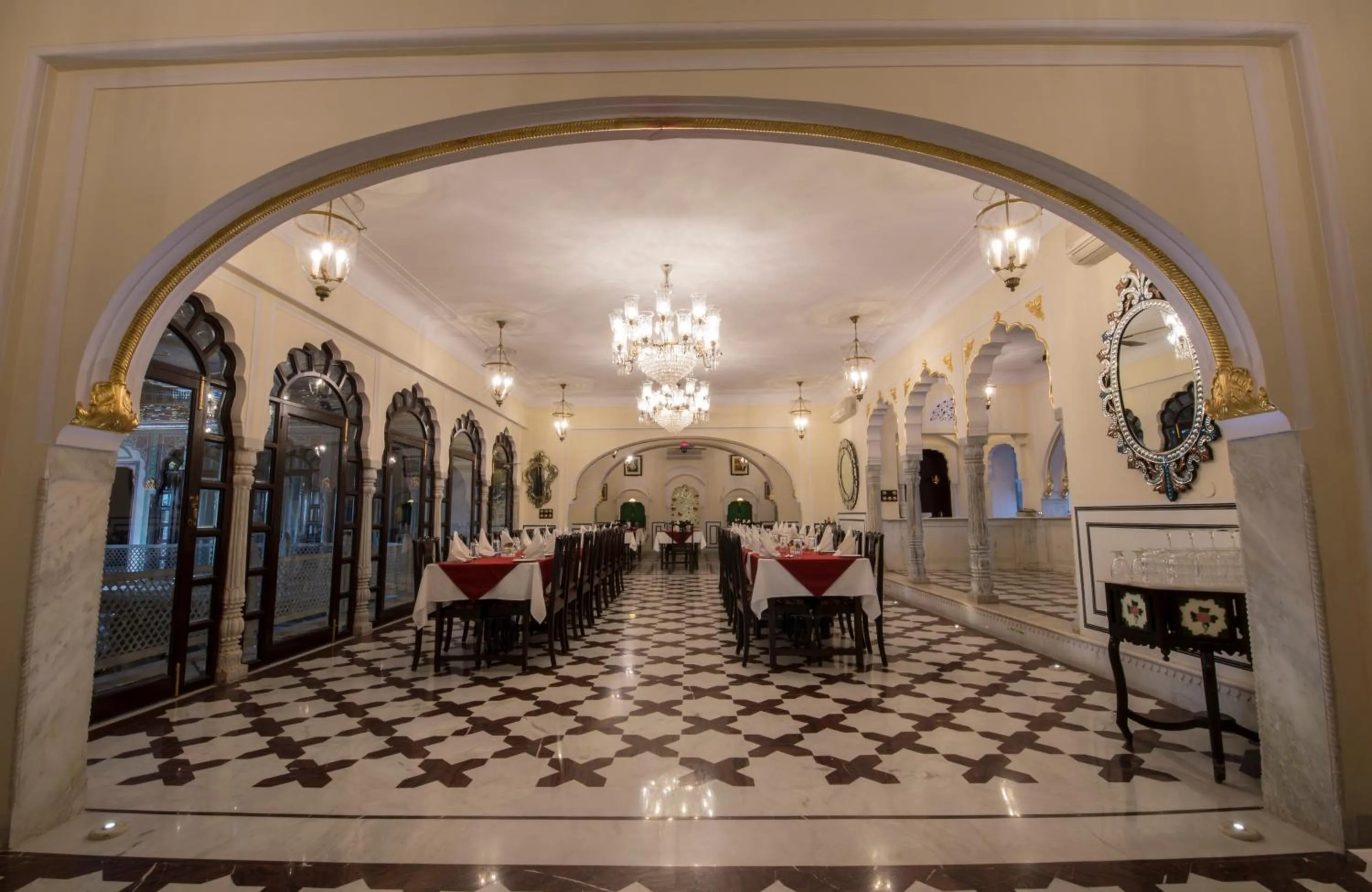 Continental breakfast in Shahpura Haveli