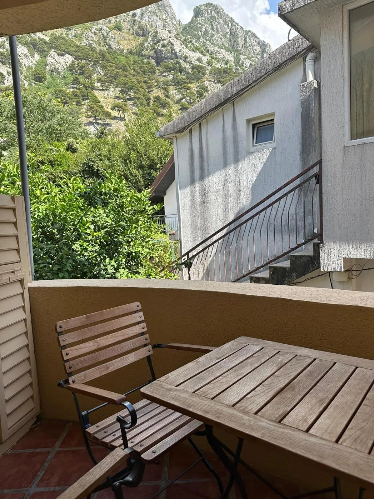 Photo of the whole room in Themis Apartment