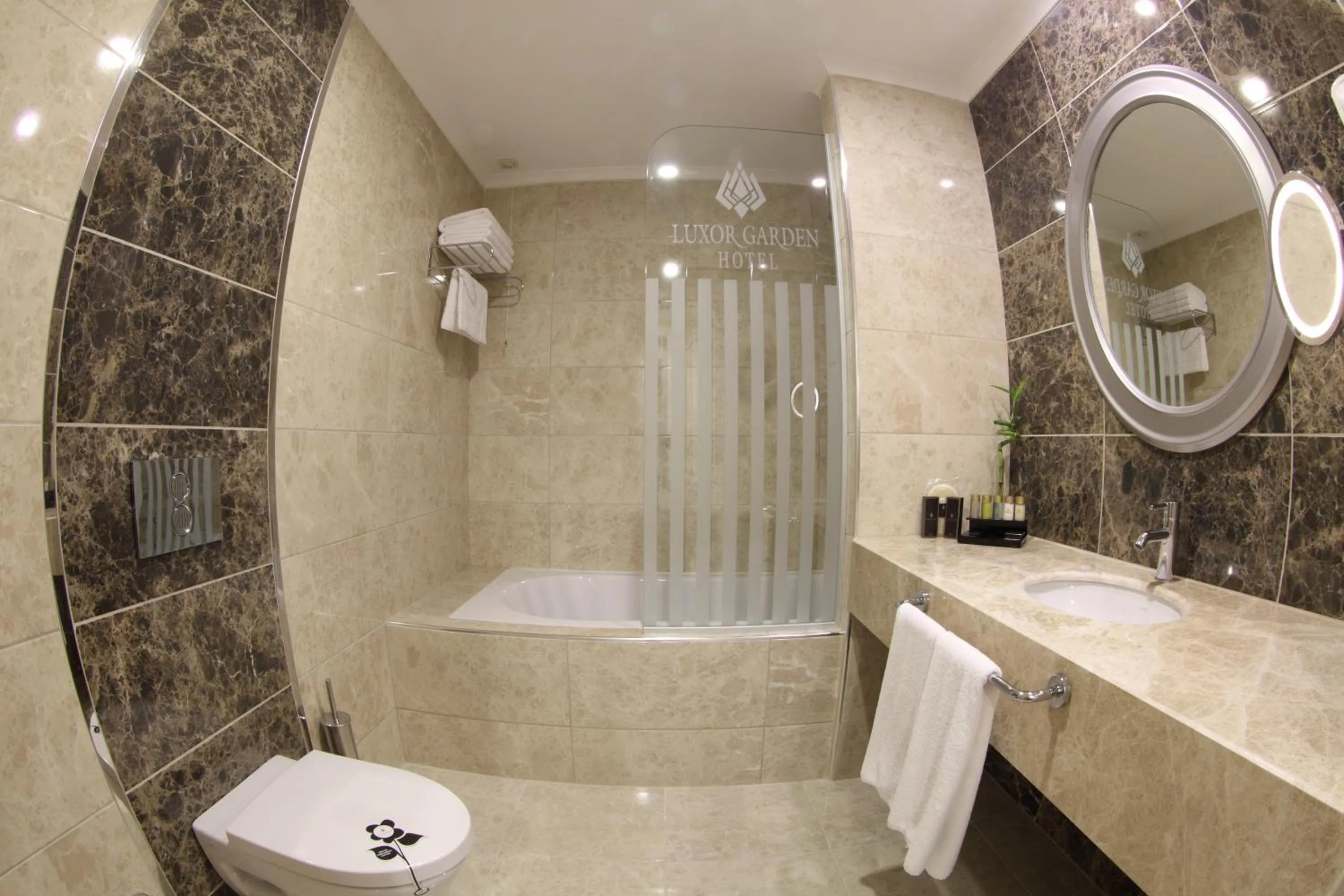 Bathroom in Luxor Garden Hotel