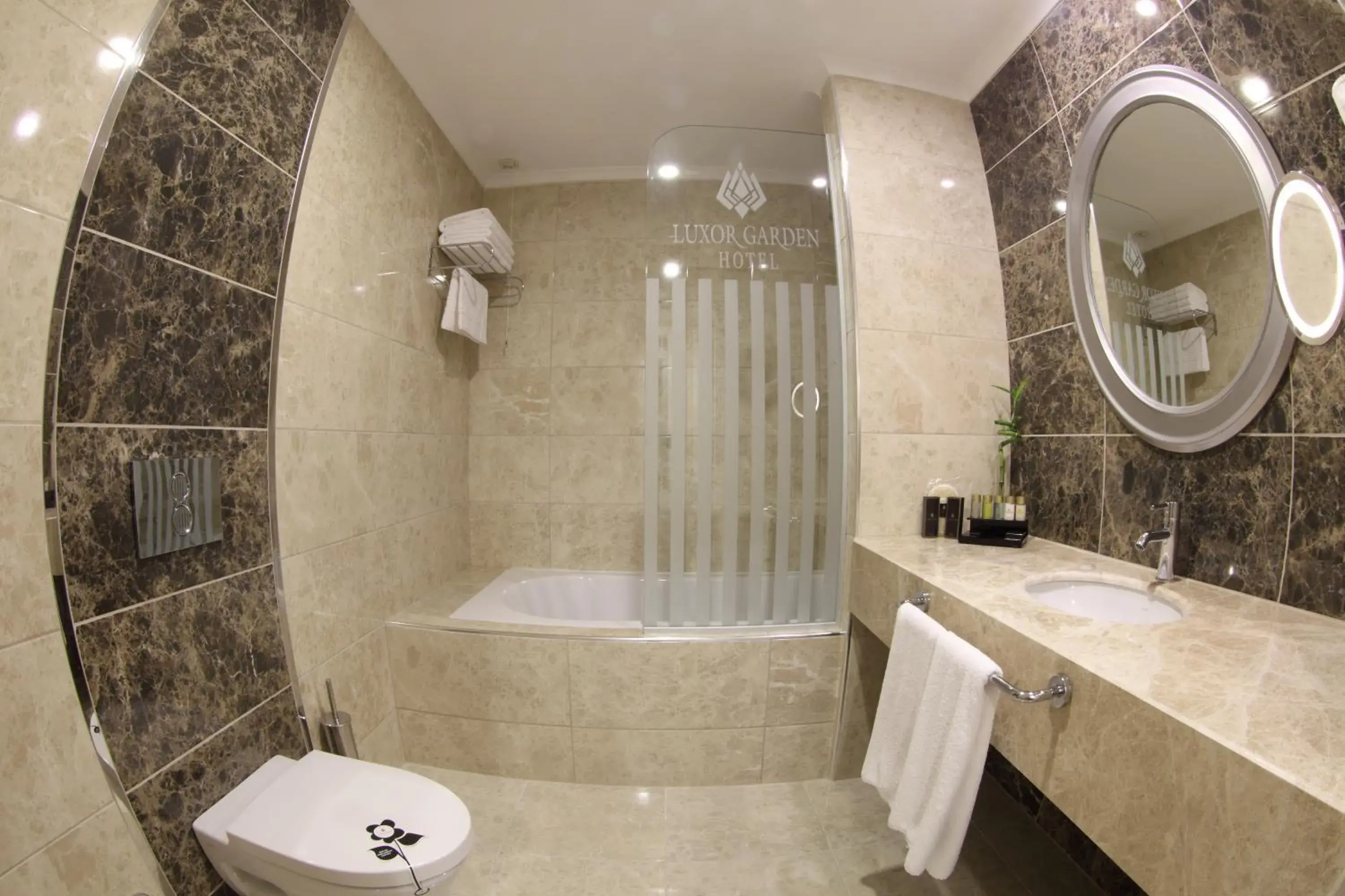 Deluxe Double Room in Luxor Garden Hotel Deluxe Double Room in Luxor Garden Hotel