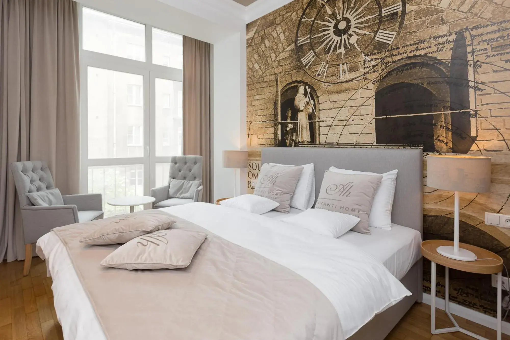 Deluxe Apartment with Two Rooms - 1st Floor in AVANTI Home Deluxe Apartment with Two Rooms - 1st Floor in AVANTI Home