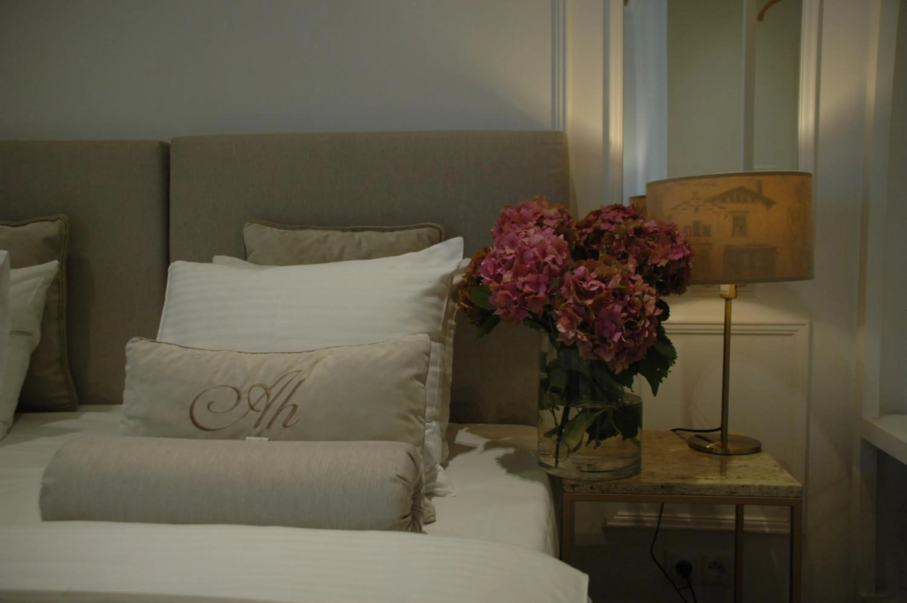 Photo of the whole room, Bed in AVANTI Home