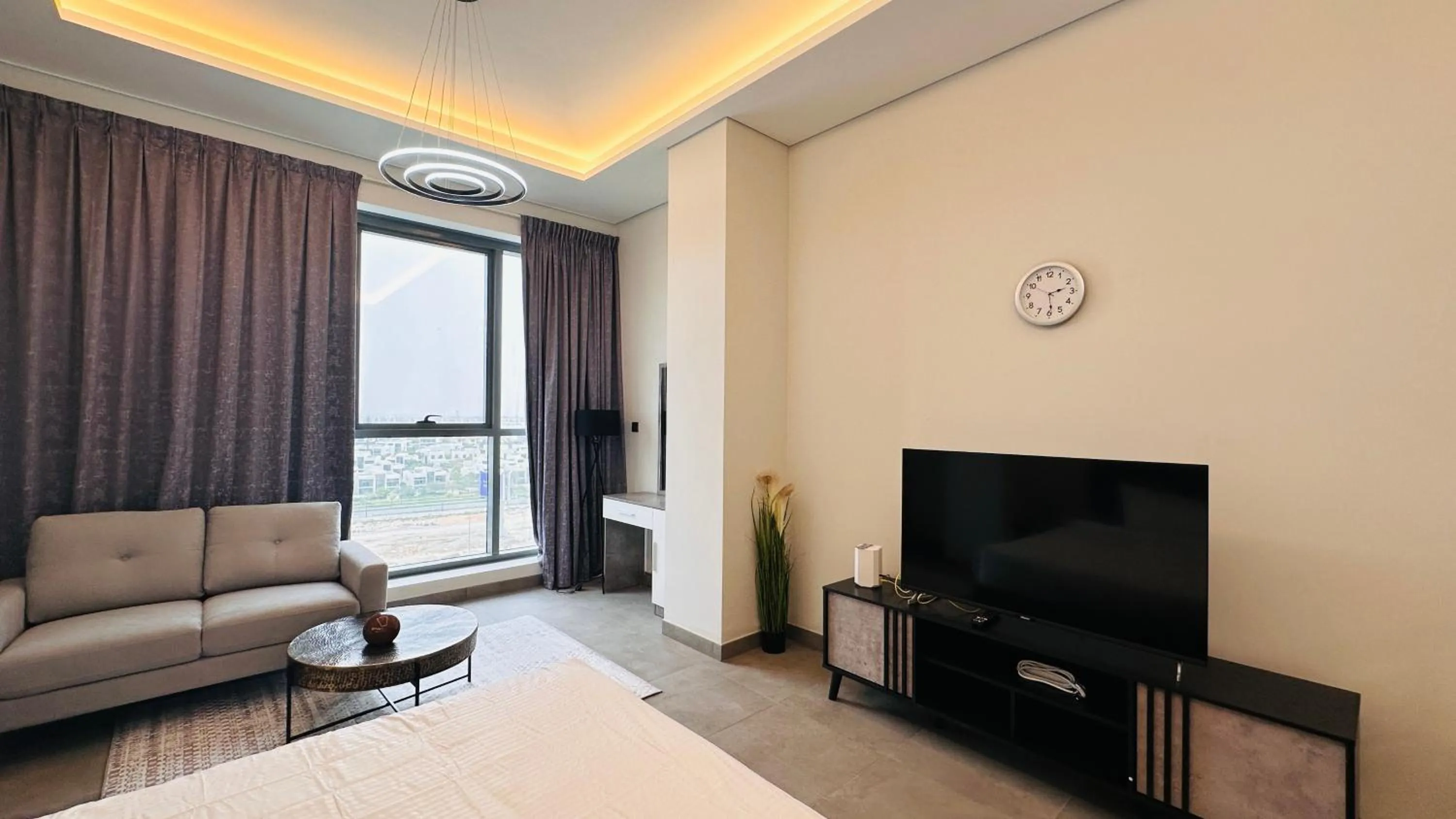 Lobby or reception in Upscale Studio Apartment Burj View with Balcony Free Parking by Belvilla