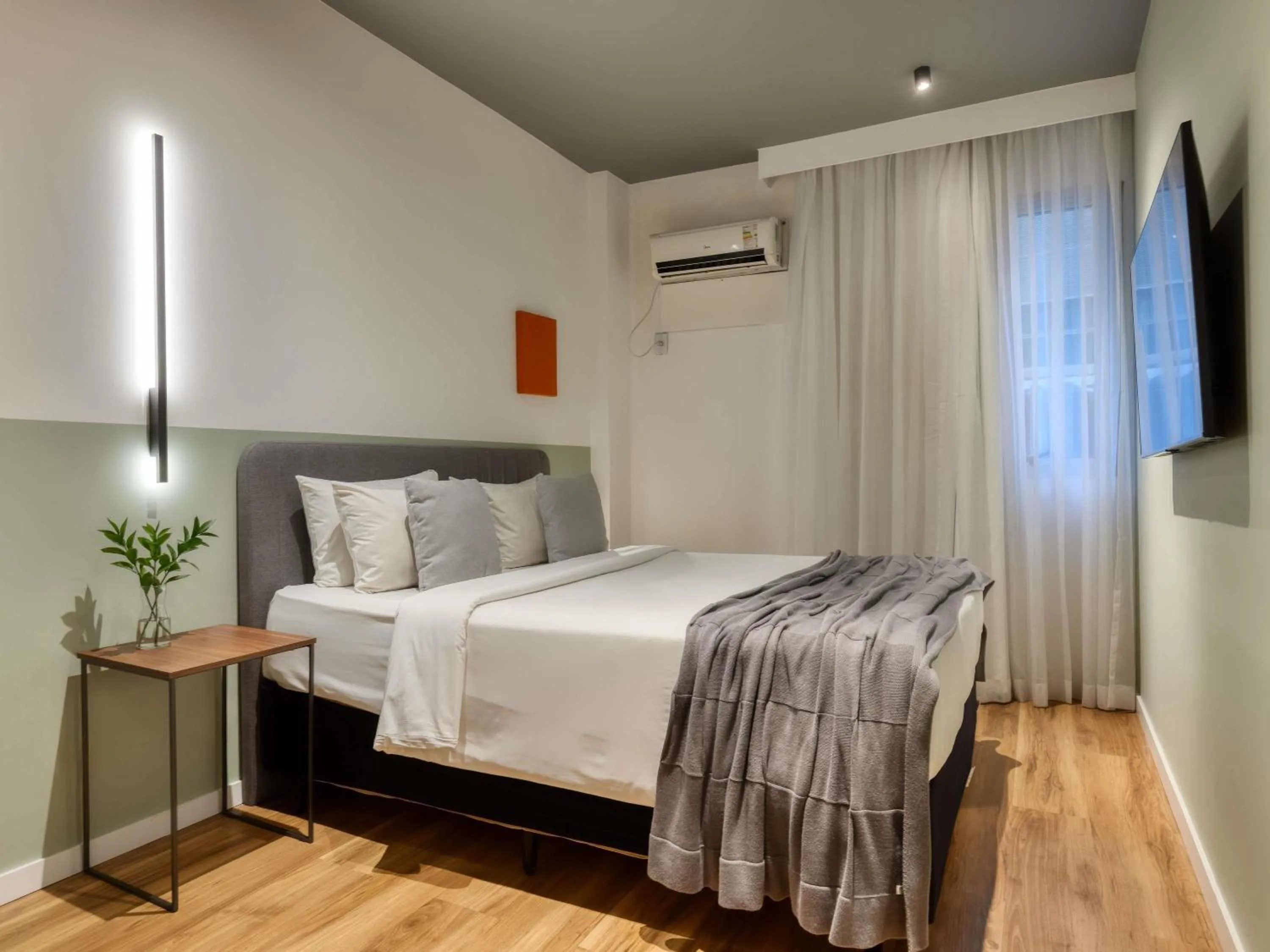 Bedroom, Bed in Mercure Belo Horizonte Vila da Serra