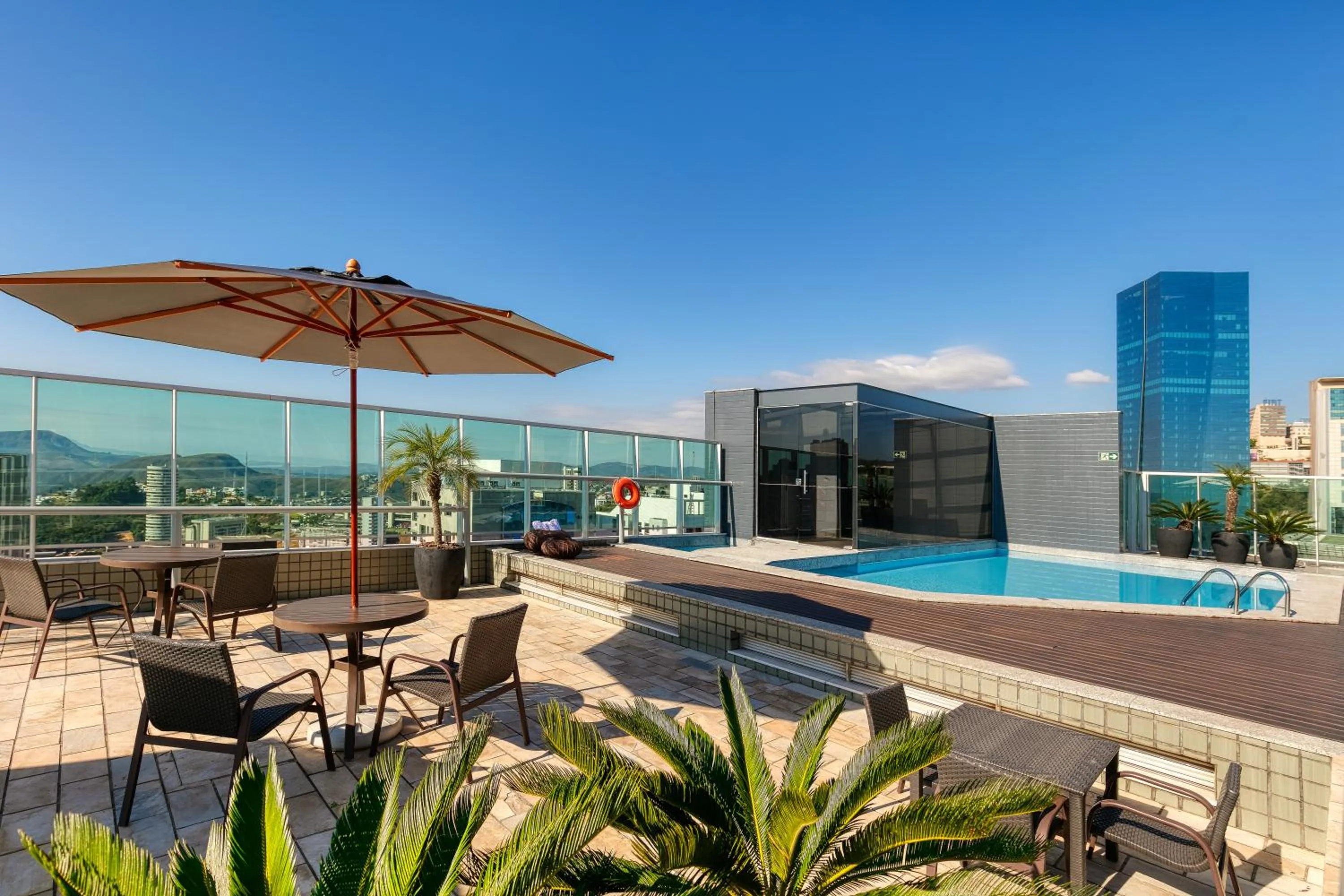 Pool view in Mercure Belo Horizonte Vila da Serra