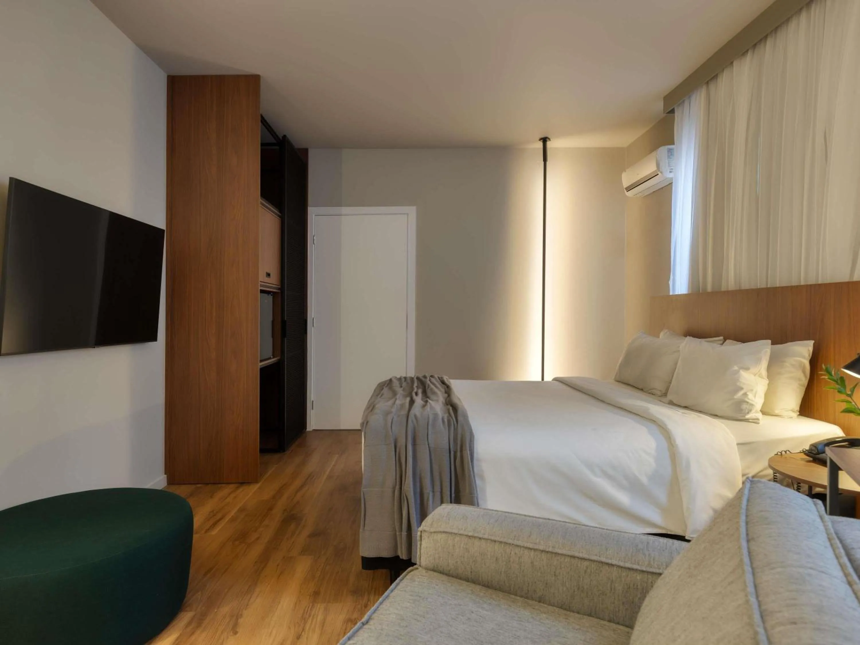 Bedroom, Bed in Mercure Belo Horizonte Vila da Serra