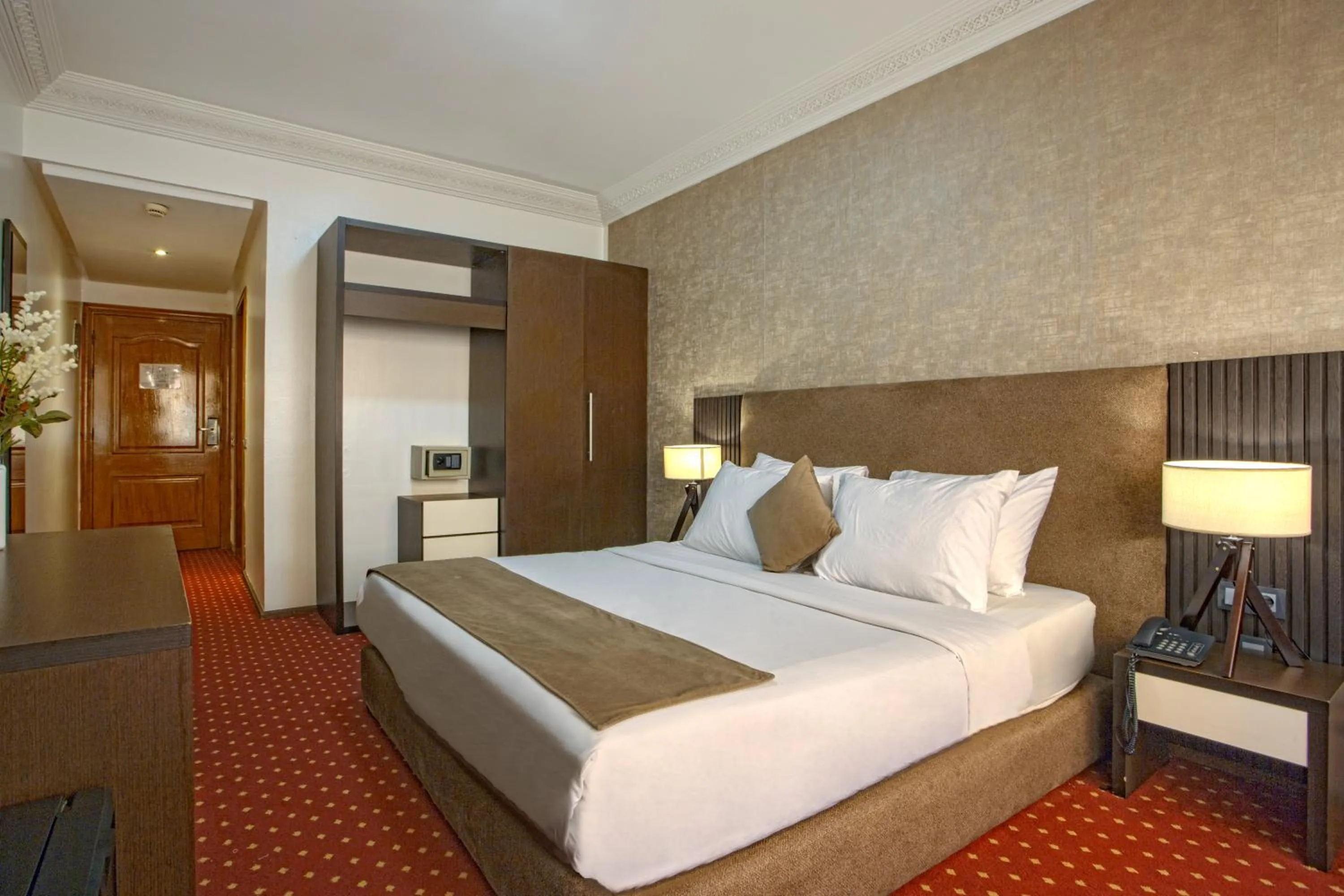 Bed in Yaad City Hotel