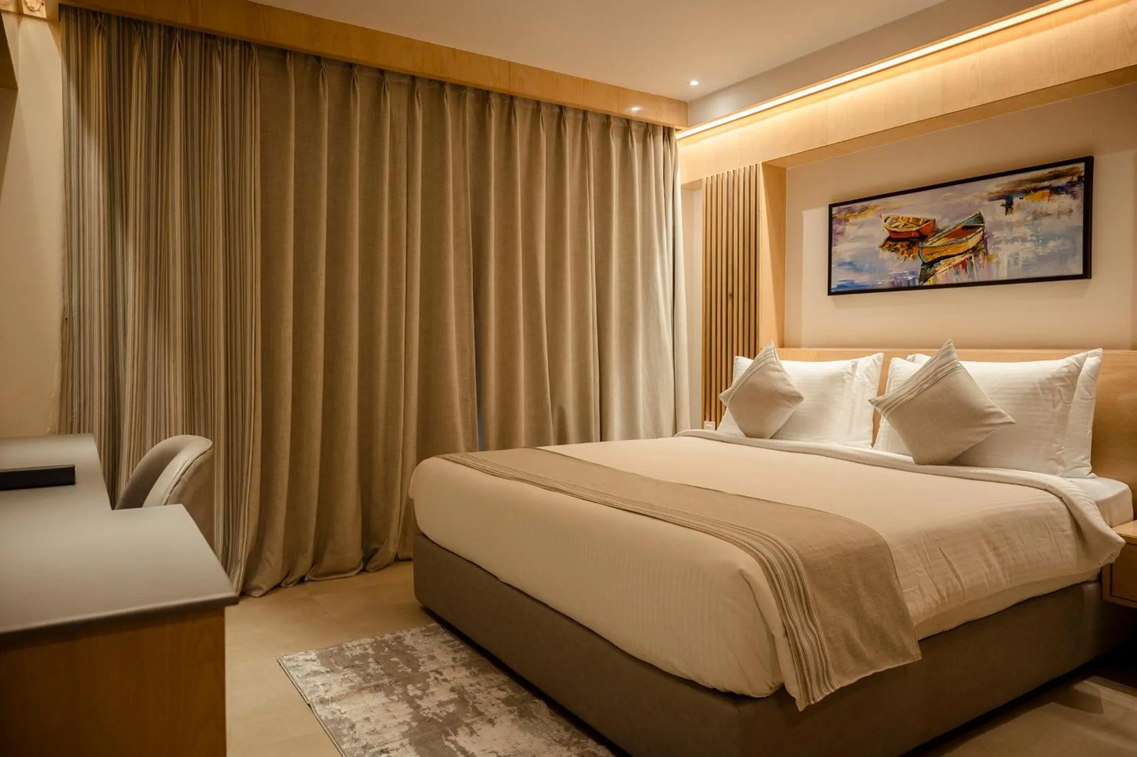 Bedroom, Bed in HOTEL LAKE VIEW