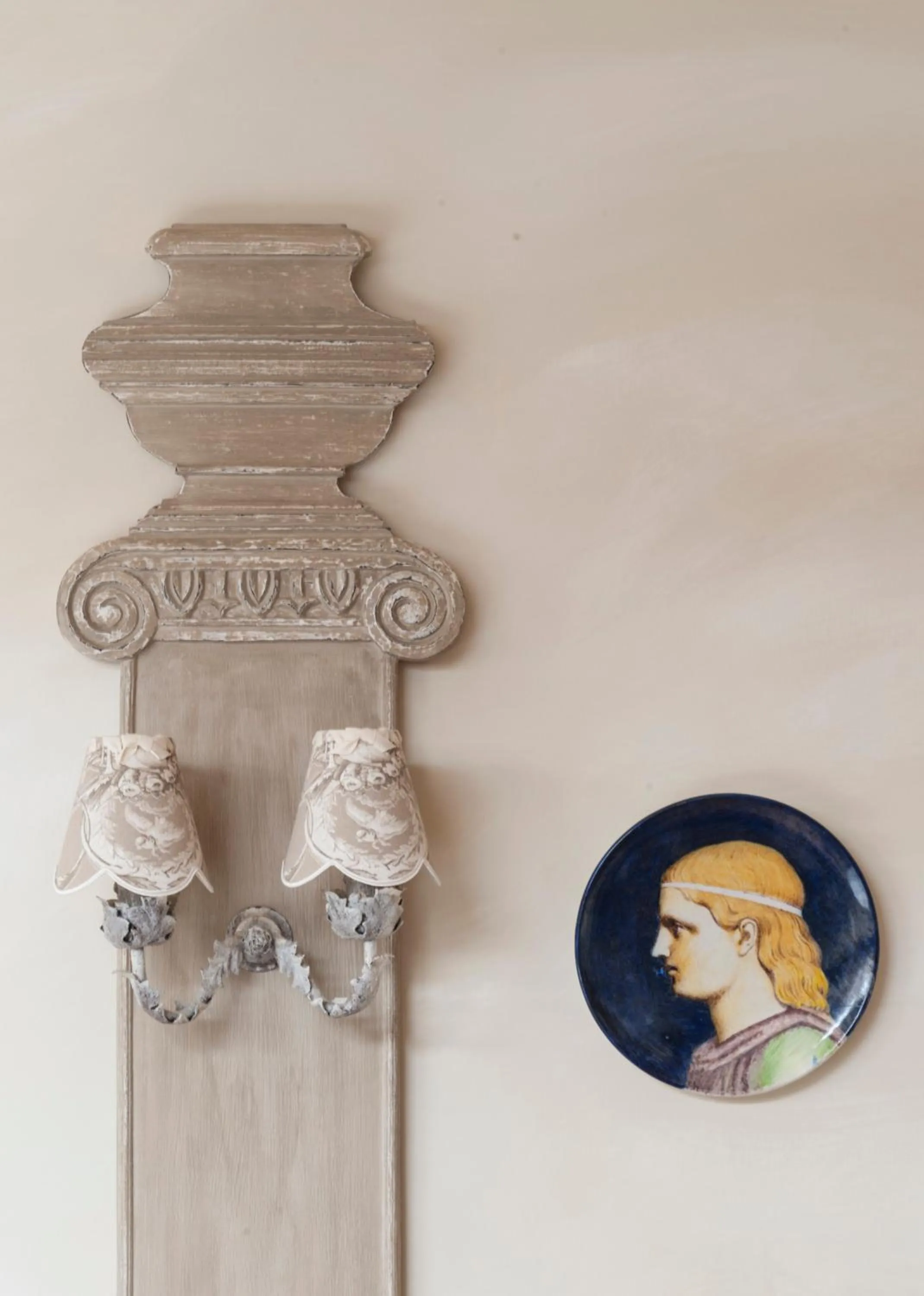 Decorative detail in Monterosato Country House