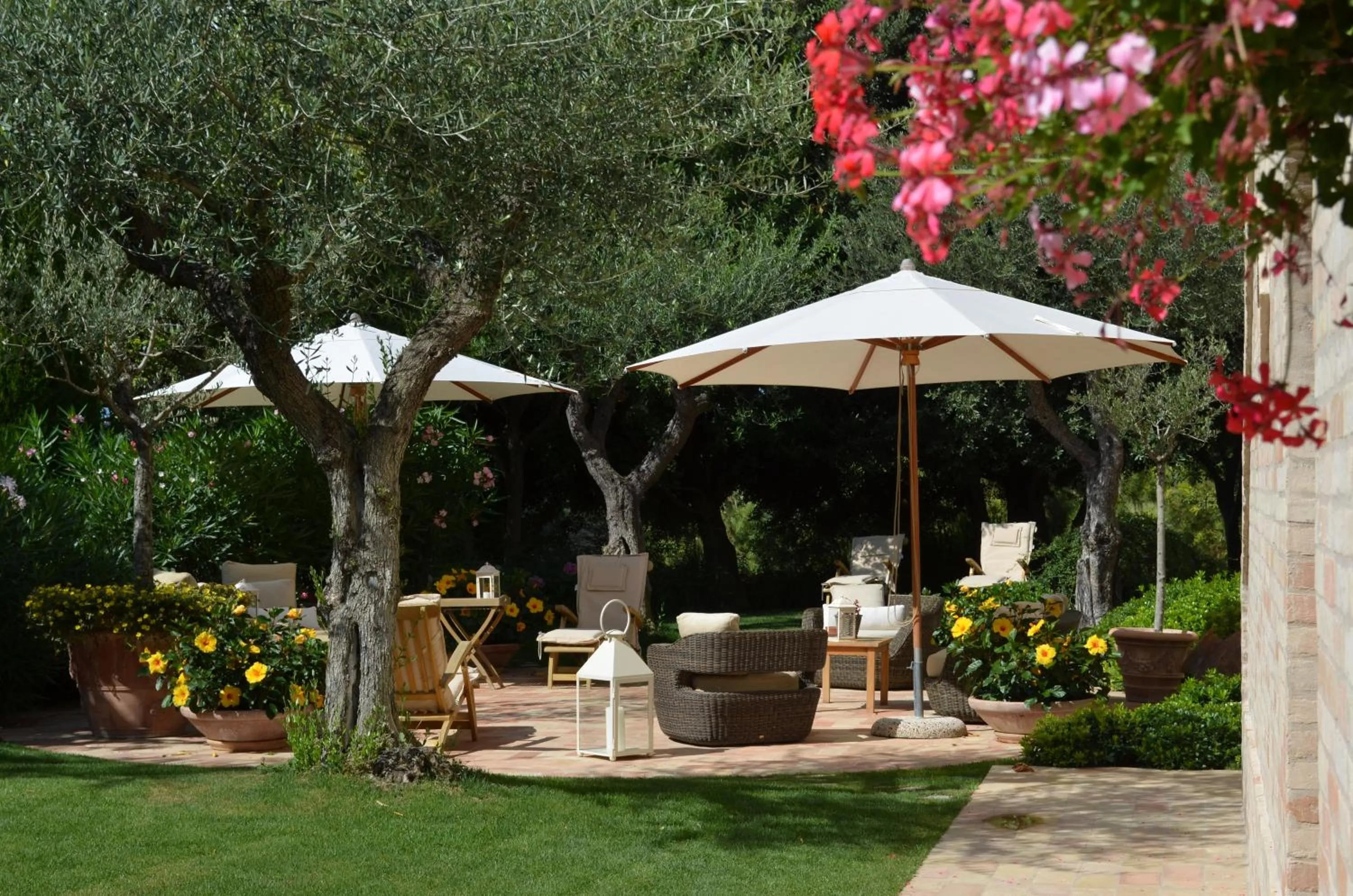 Facade/entrance in Monterosato Country House