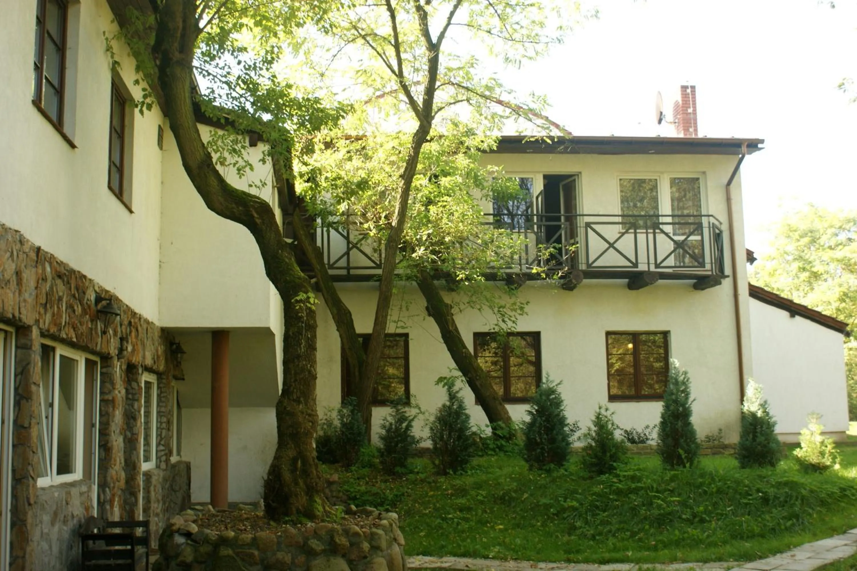 Property building in Motel Tower