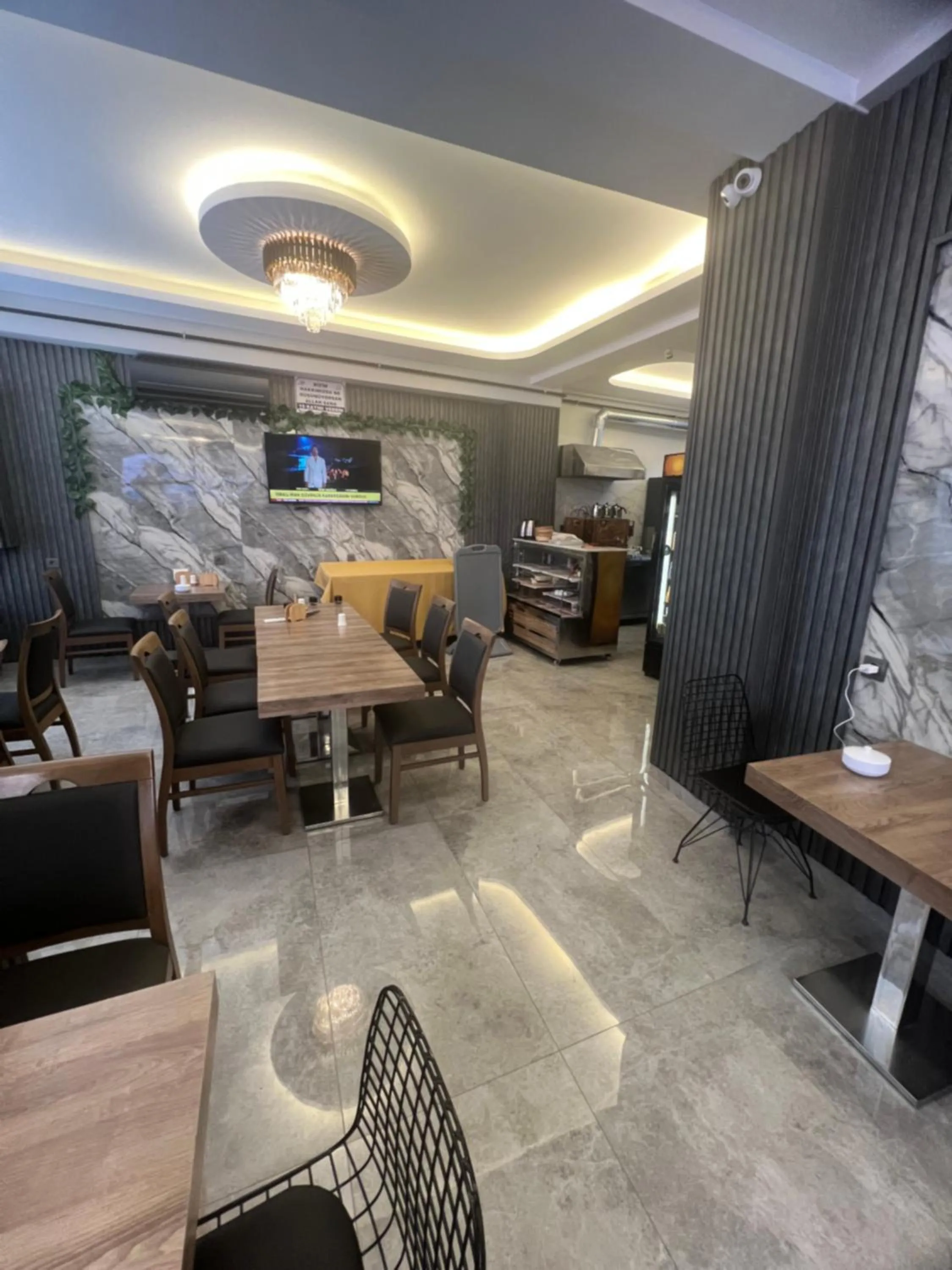 Restaurant/places to eat in Öz Dünya Hotel