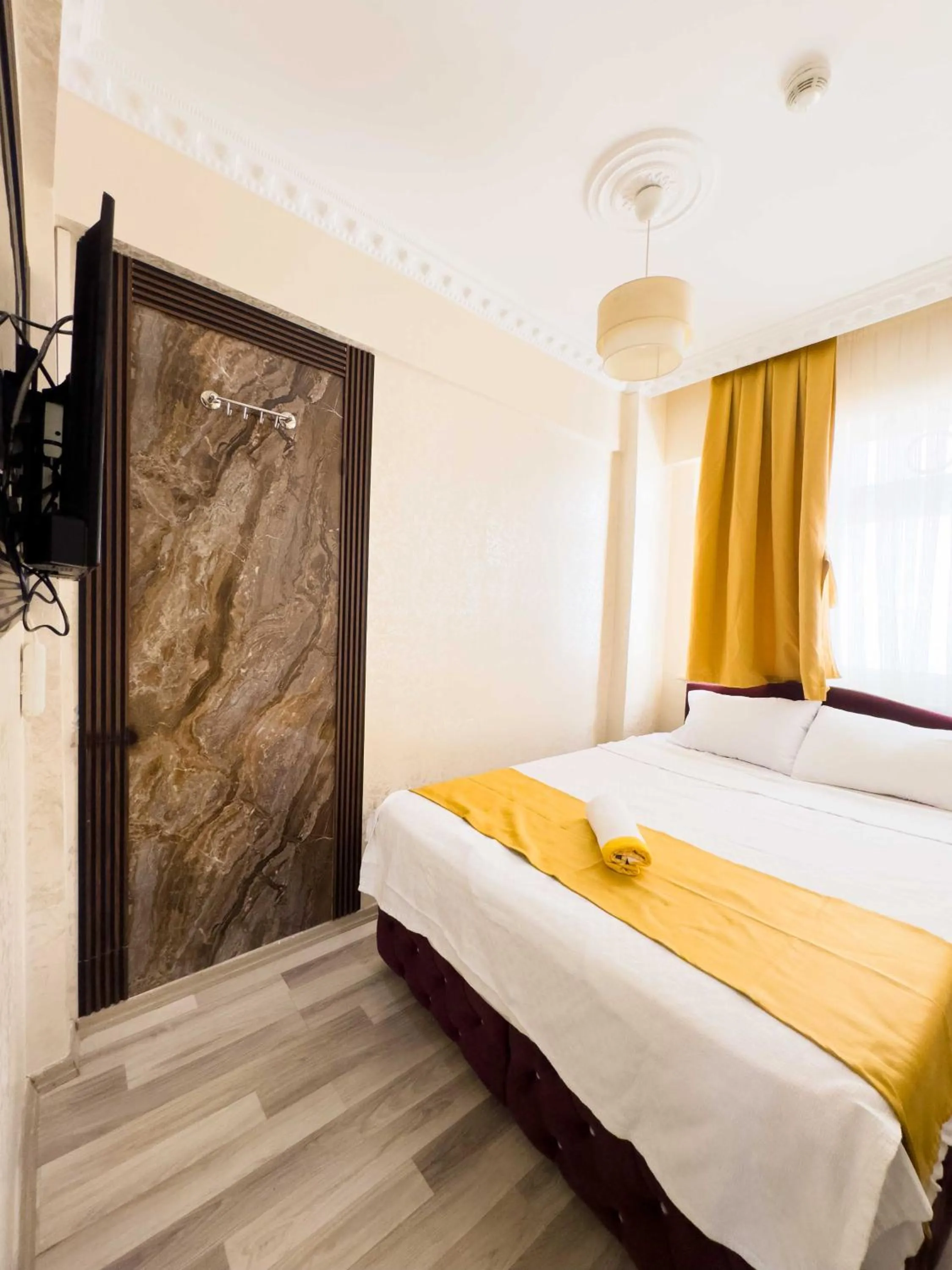 Bed in Öz Dünya Hotel