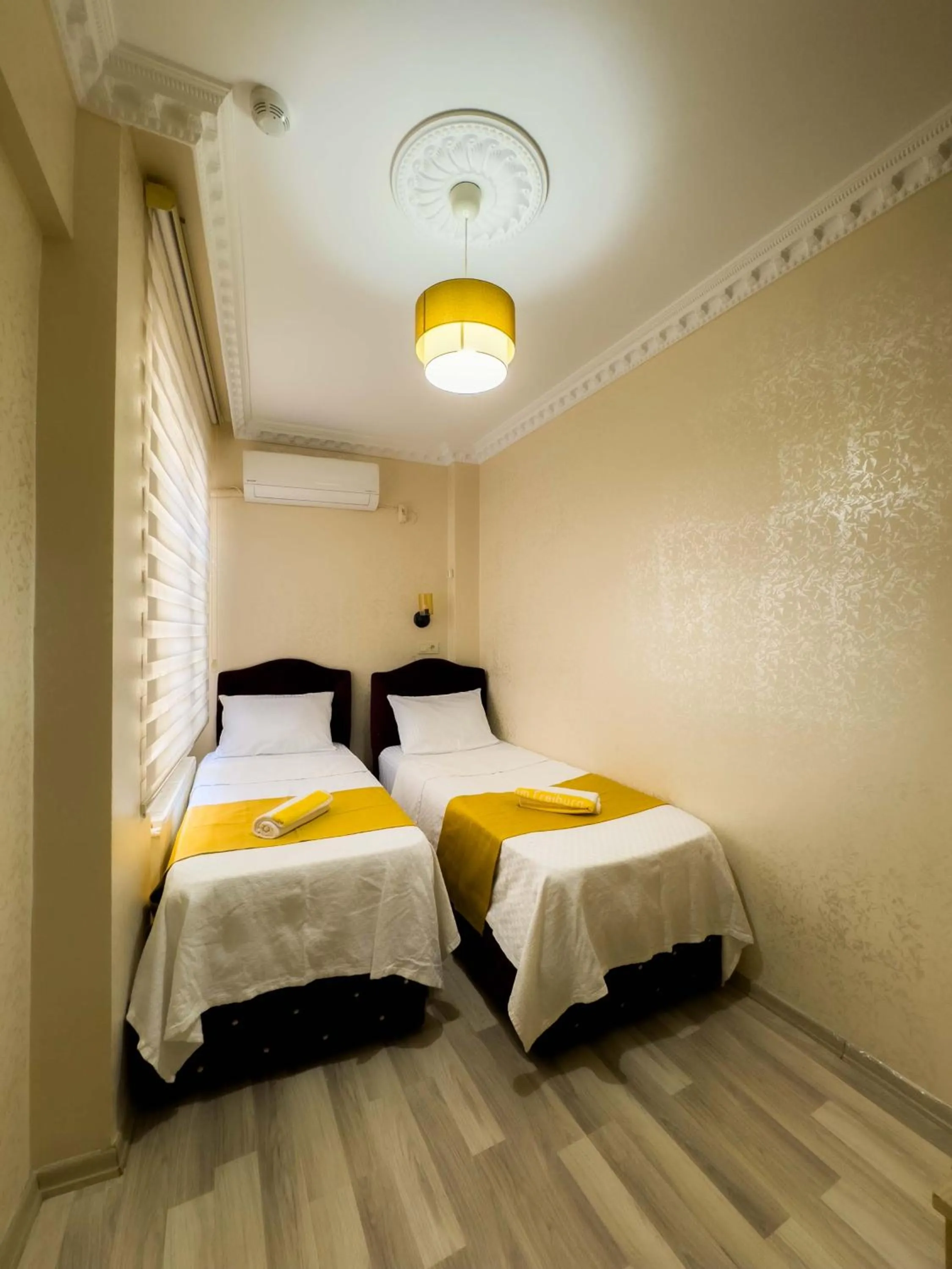 Bed in Öz Dünya Hotel