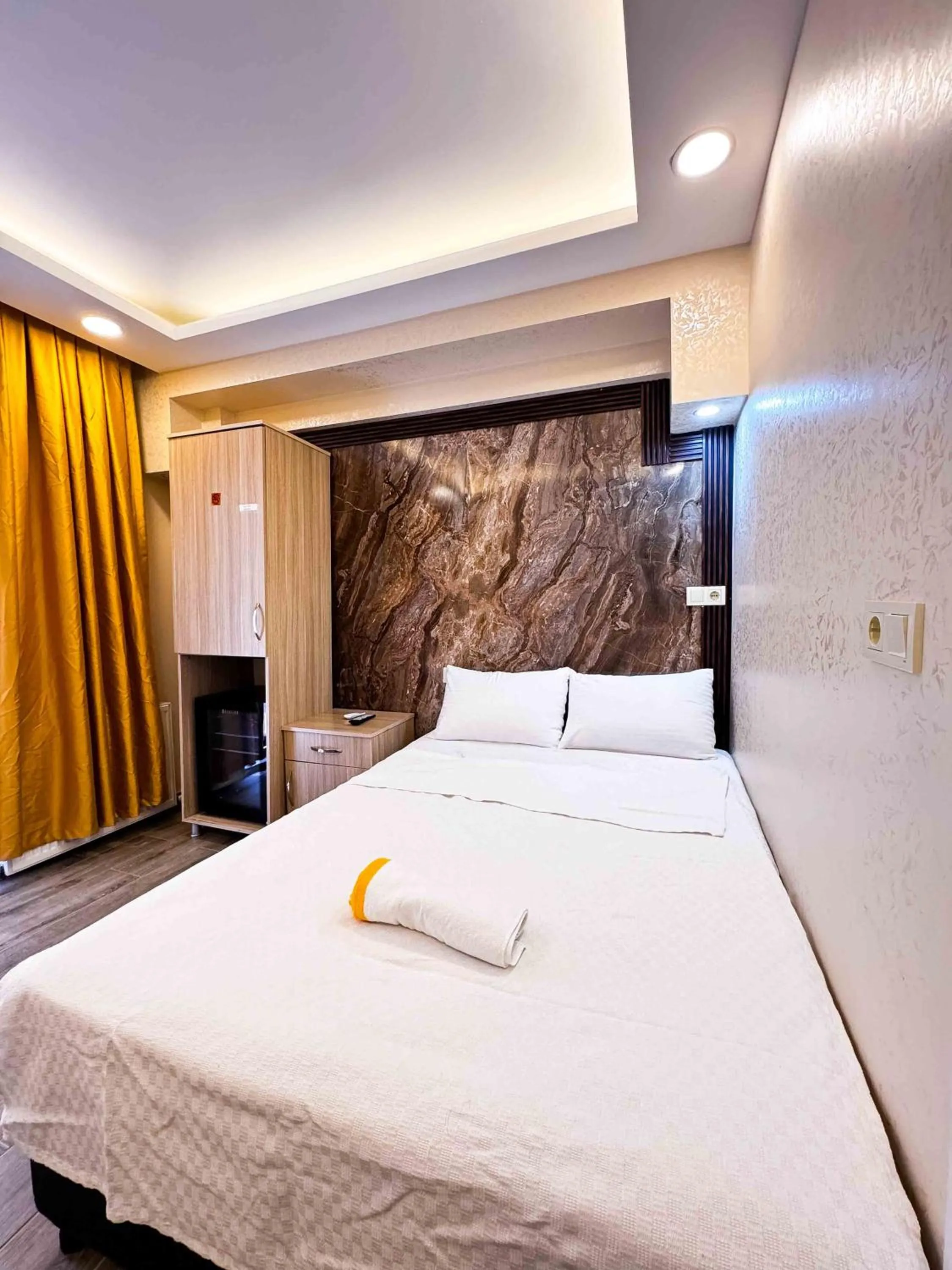 Bed in Öz Dünya Hotel