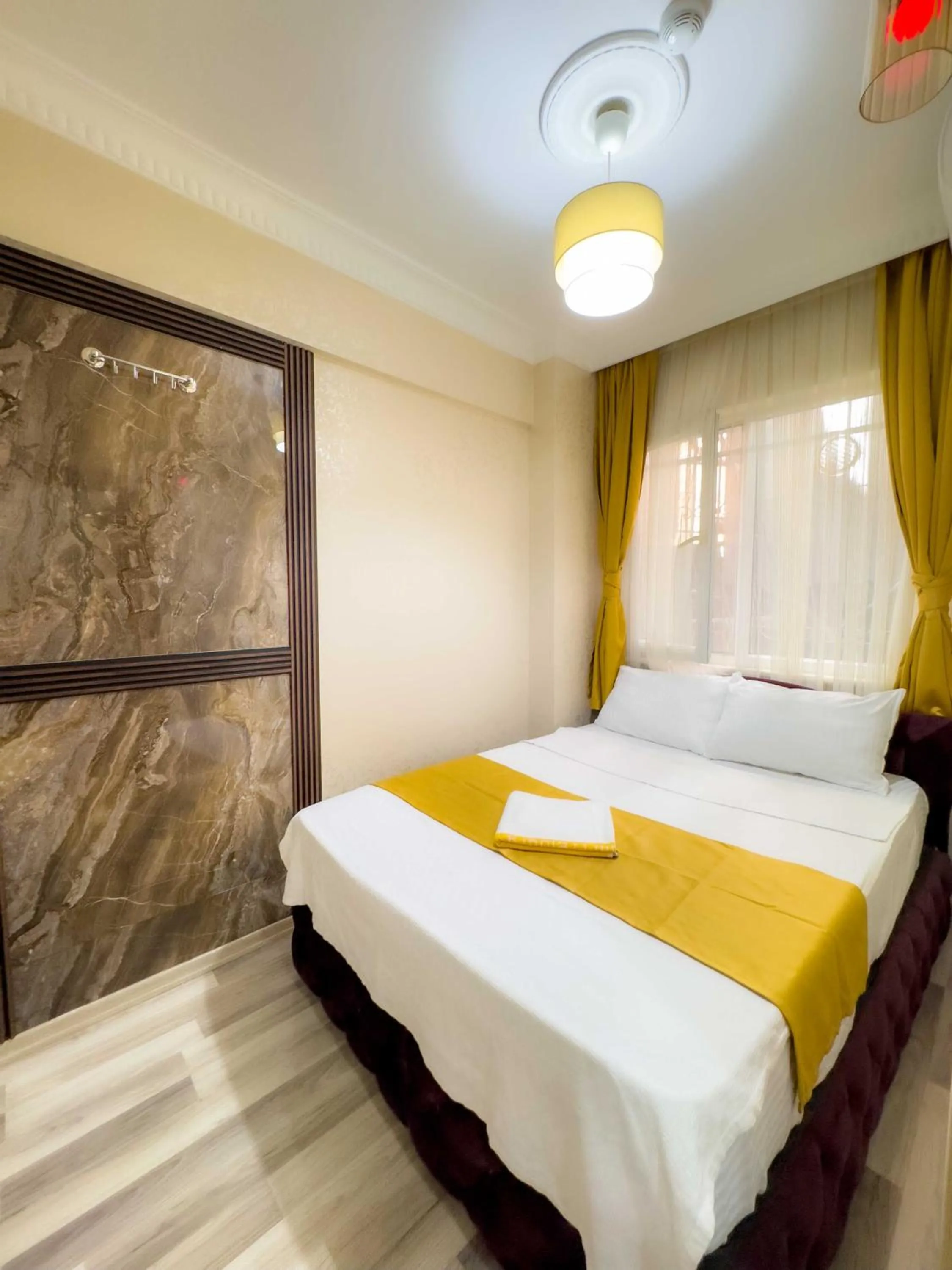 Bed in Öz Dünya Hotel