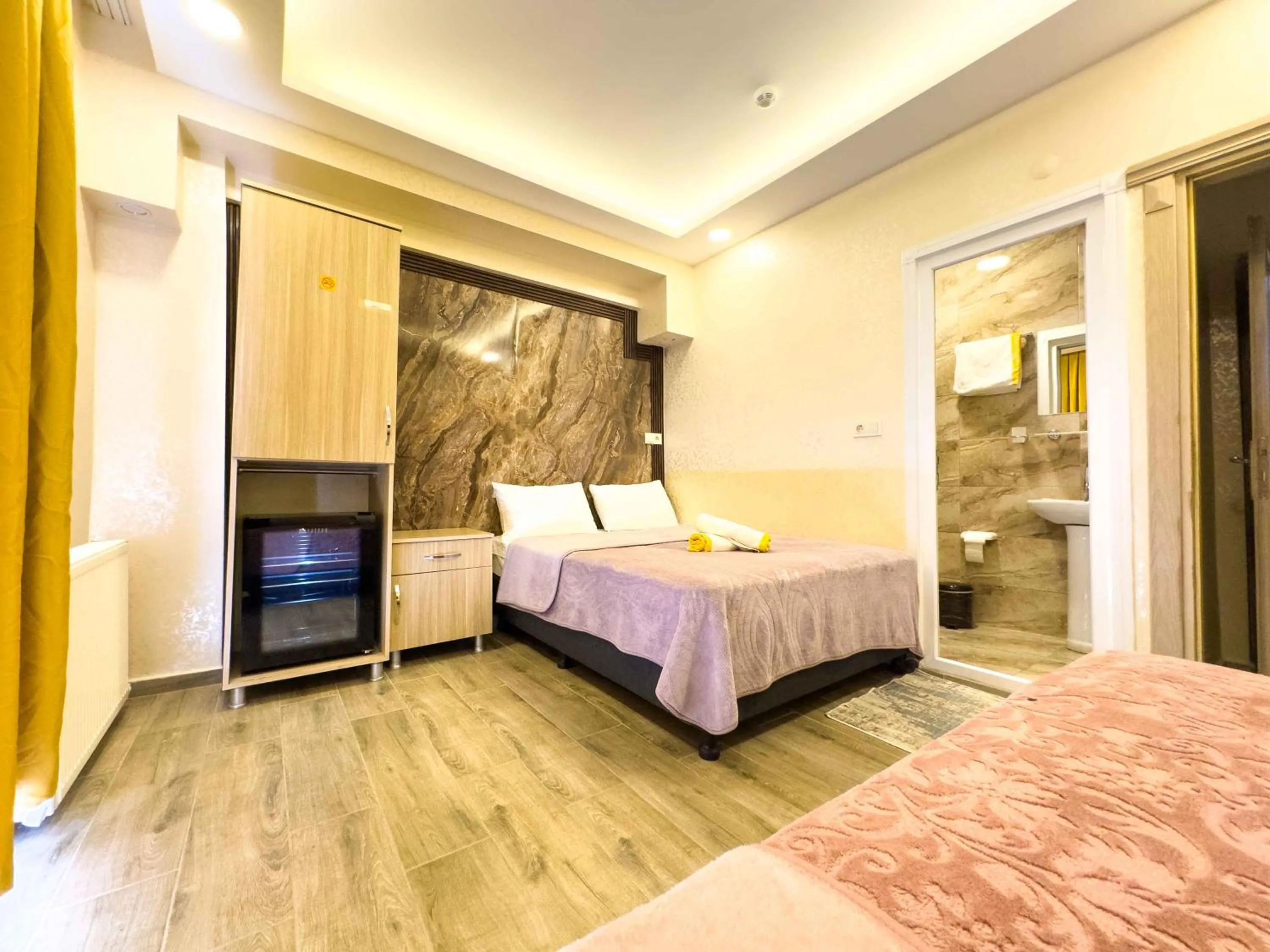 Bed in Öz Dünya Hotel