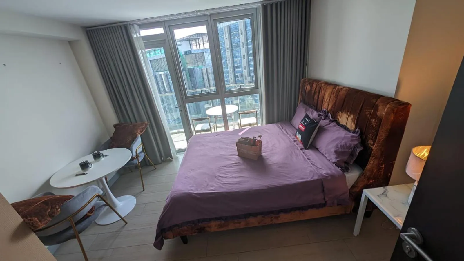 Bed in EG Private House -BGC UPTOWN
