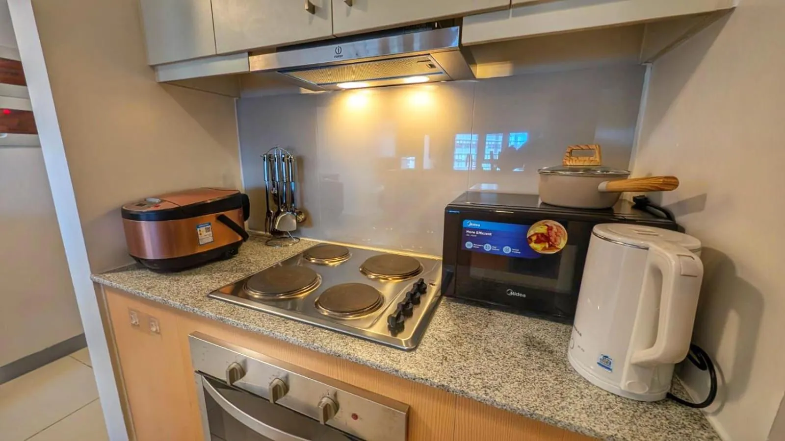 EG Private House -BGC UPTOWN