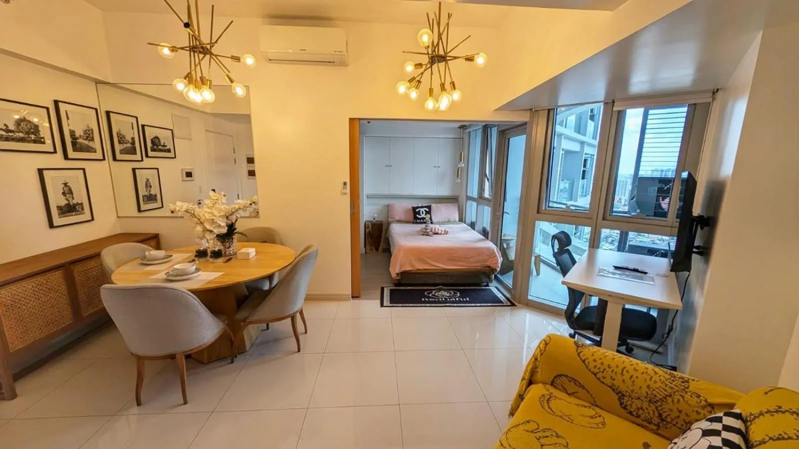 Bed in EG Private House -BGC UPTOWN