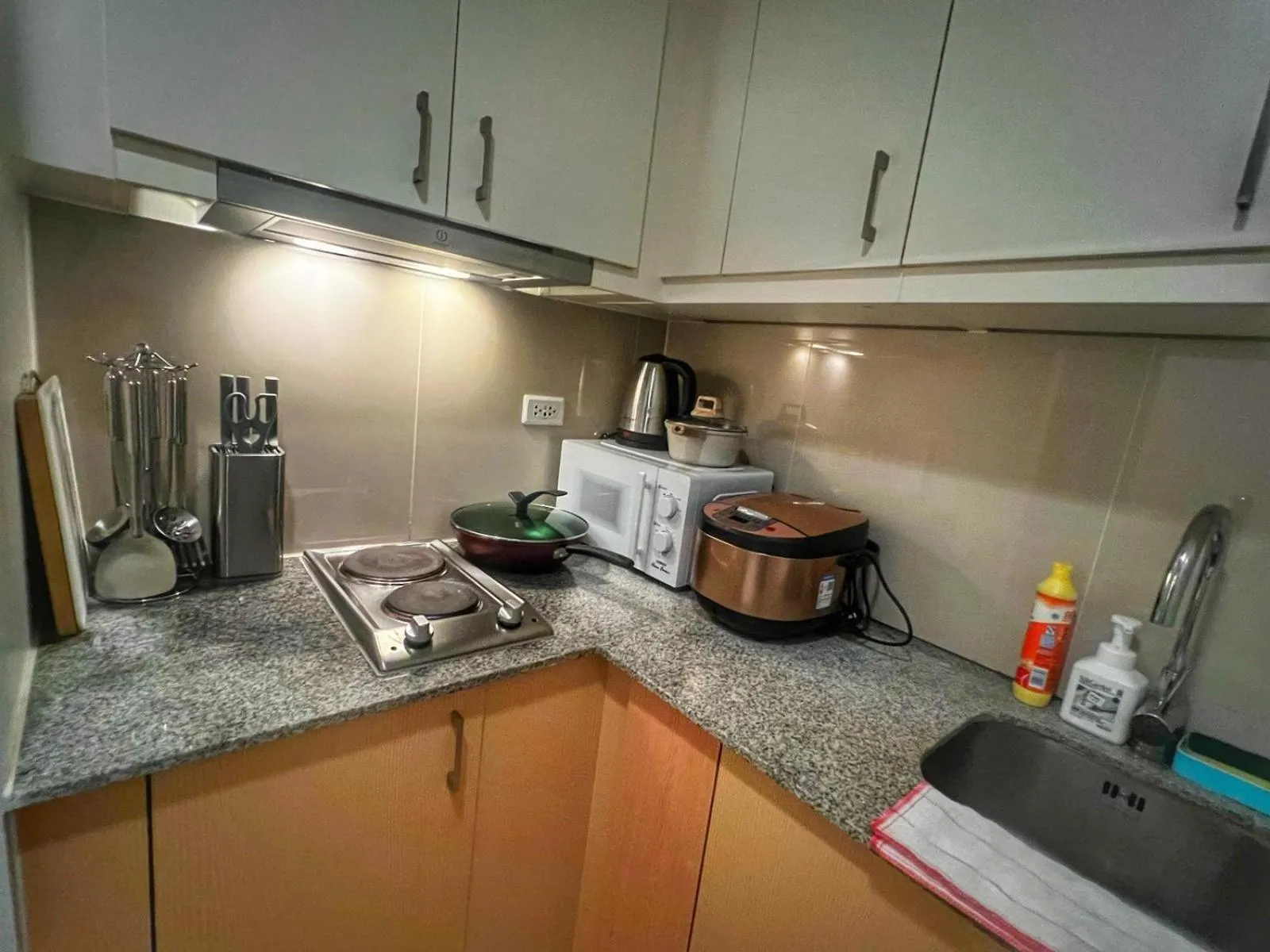 EG Private House -BGC UPTOWN