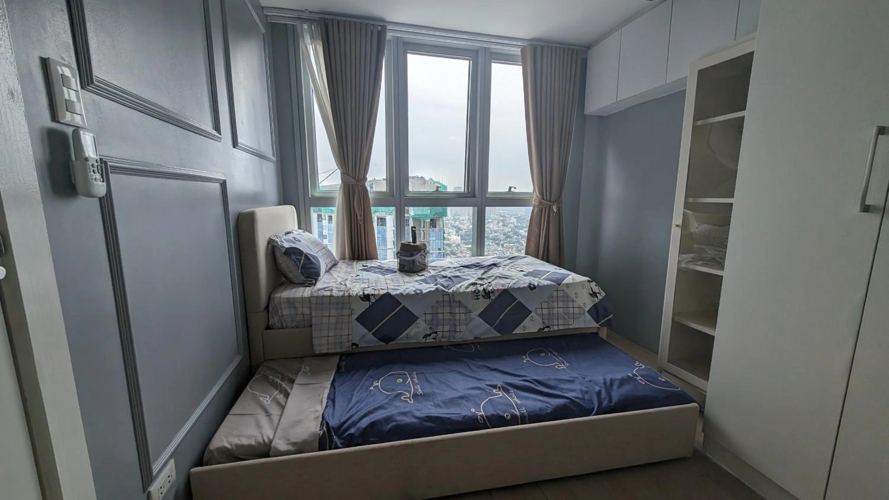 Bed in EG Private House -BGC UPTOWN