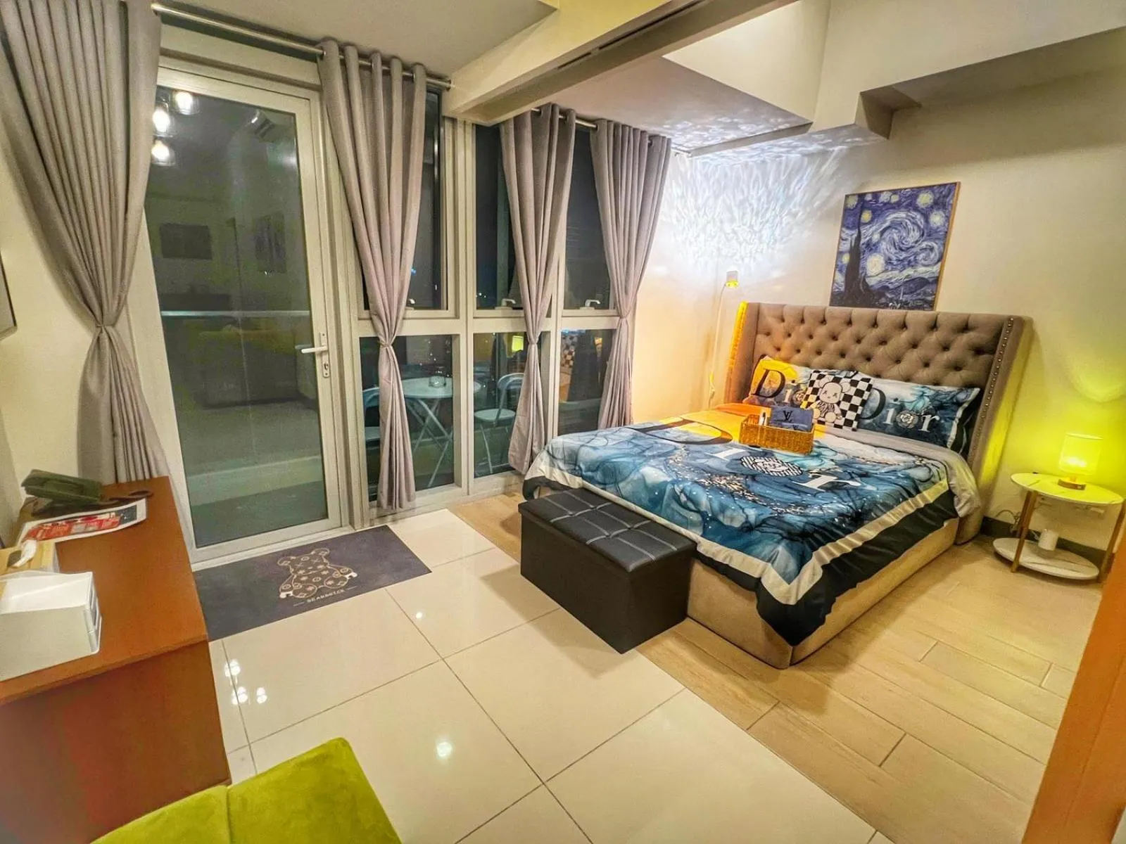 Bed in EG Private House -BGC UPTOWN