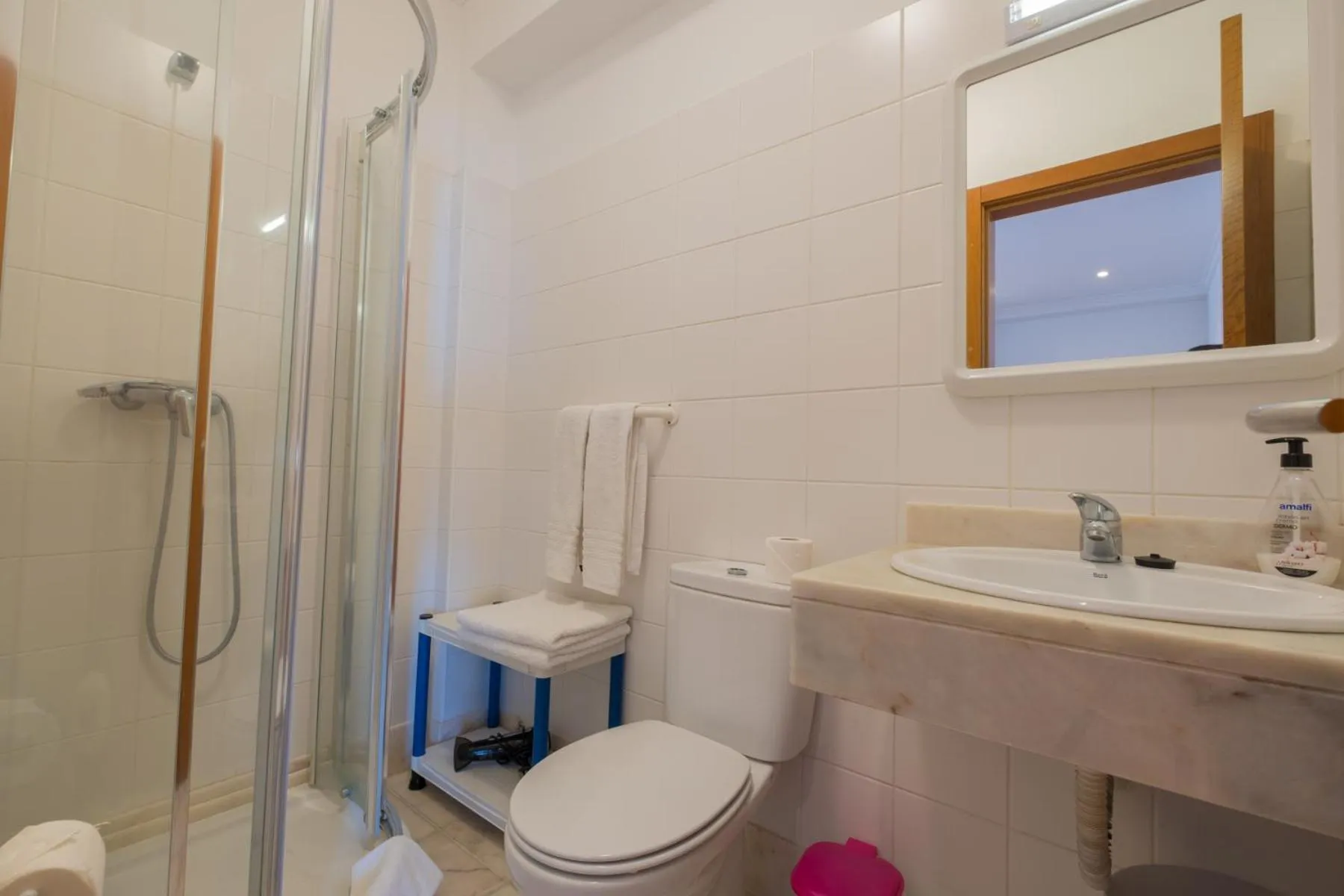 Toilet in Apartments Madeira Old Town