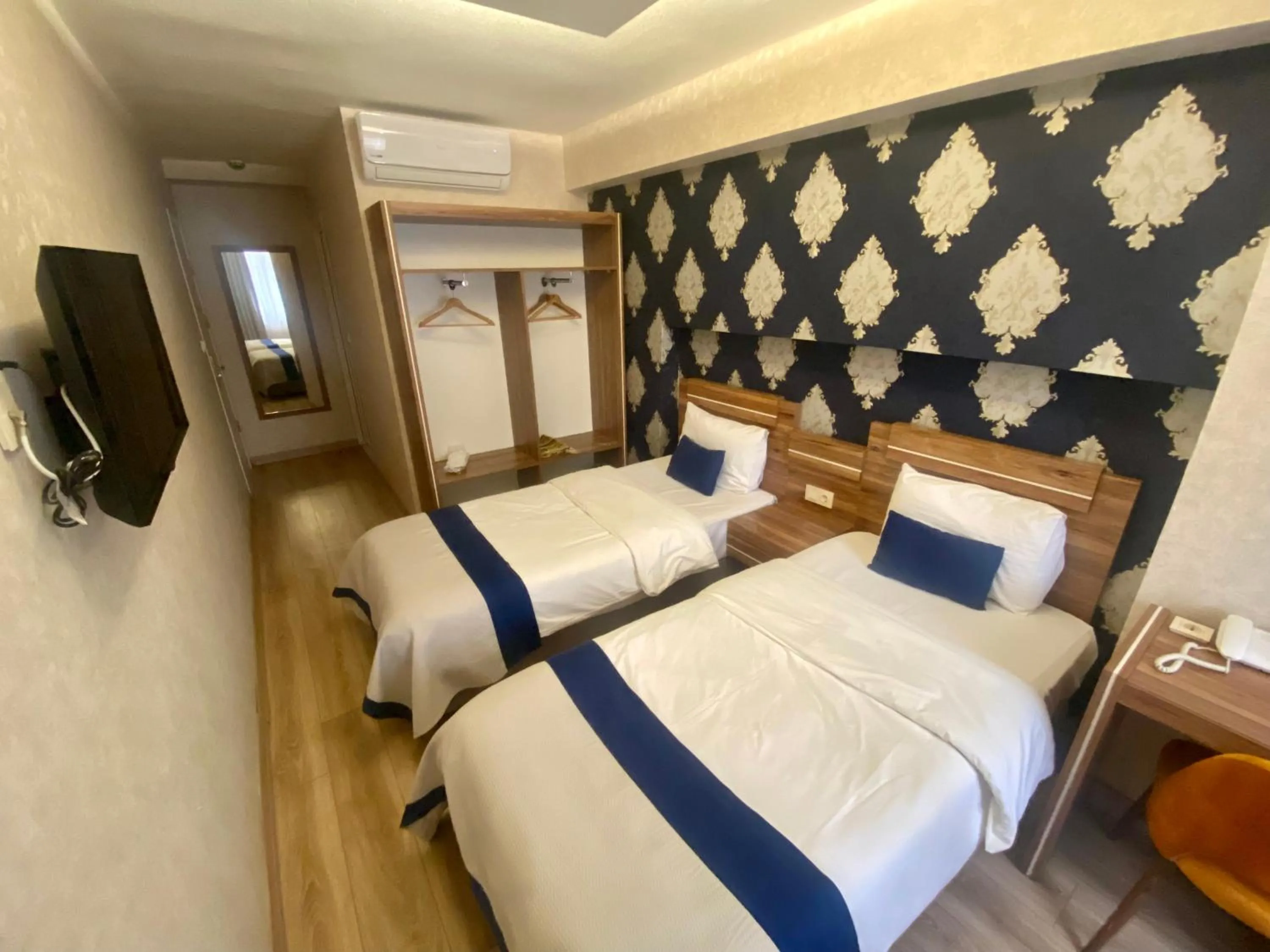 Bed in Era Palace Hotel