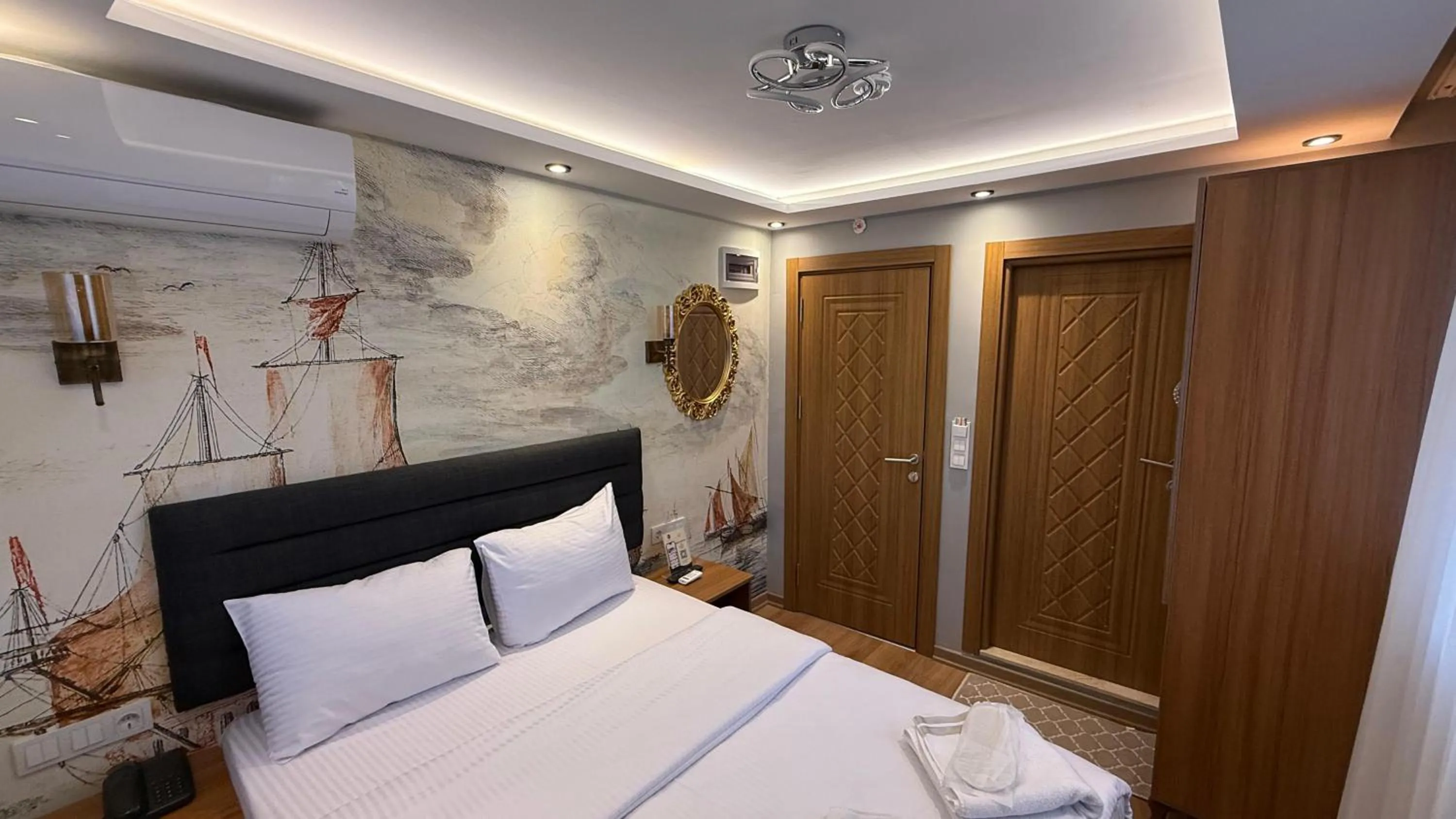 Photo of the whole room, Bed in Mamma Marya Hotel