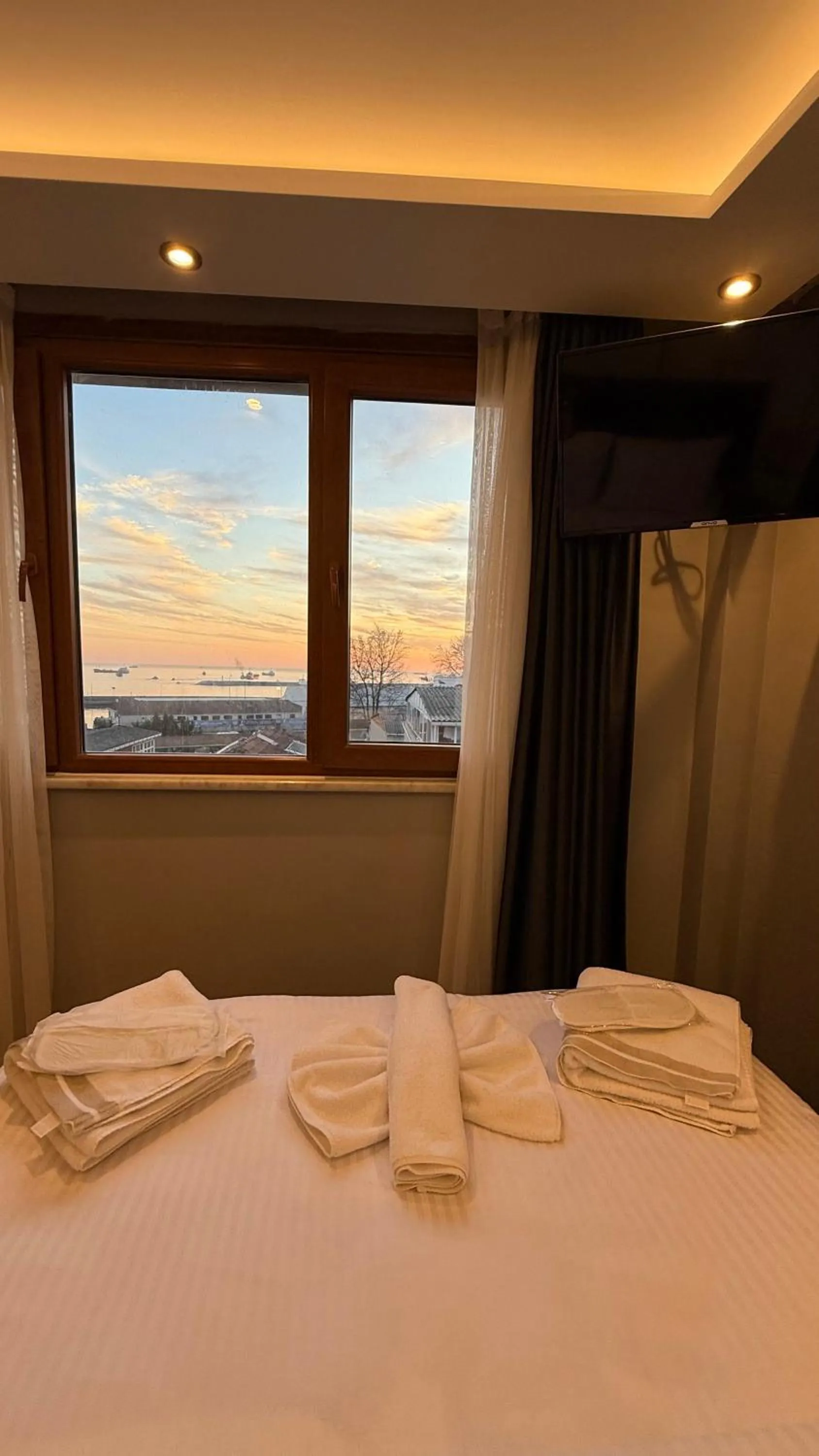 Bed in Mamma Marya Hotel