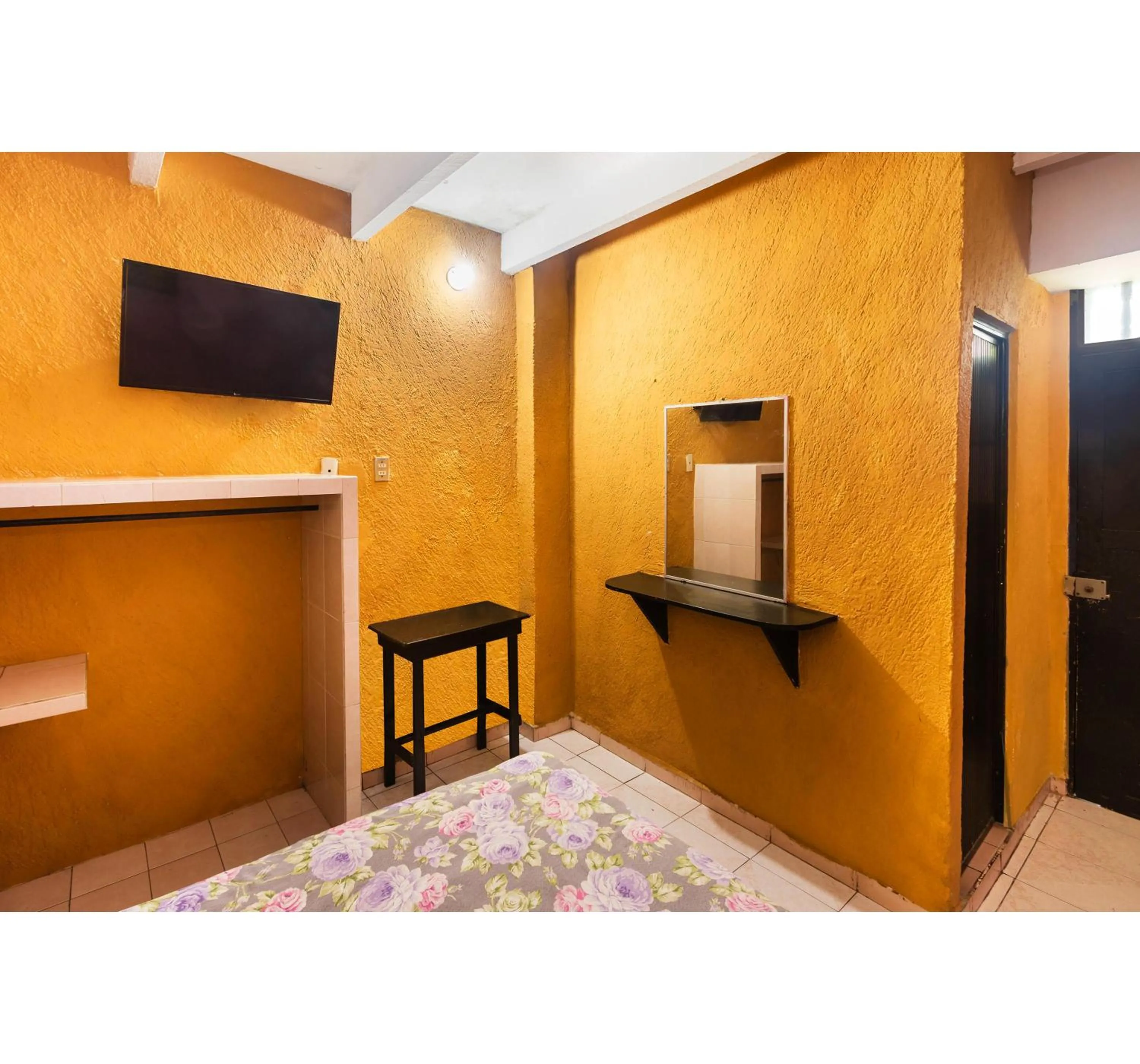 Bedroom in OYO Hotel San Martin