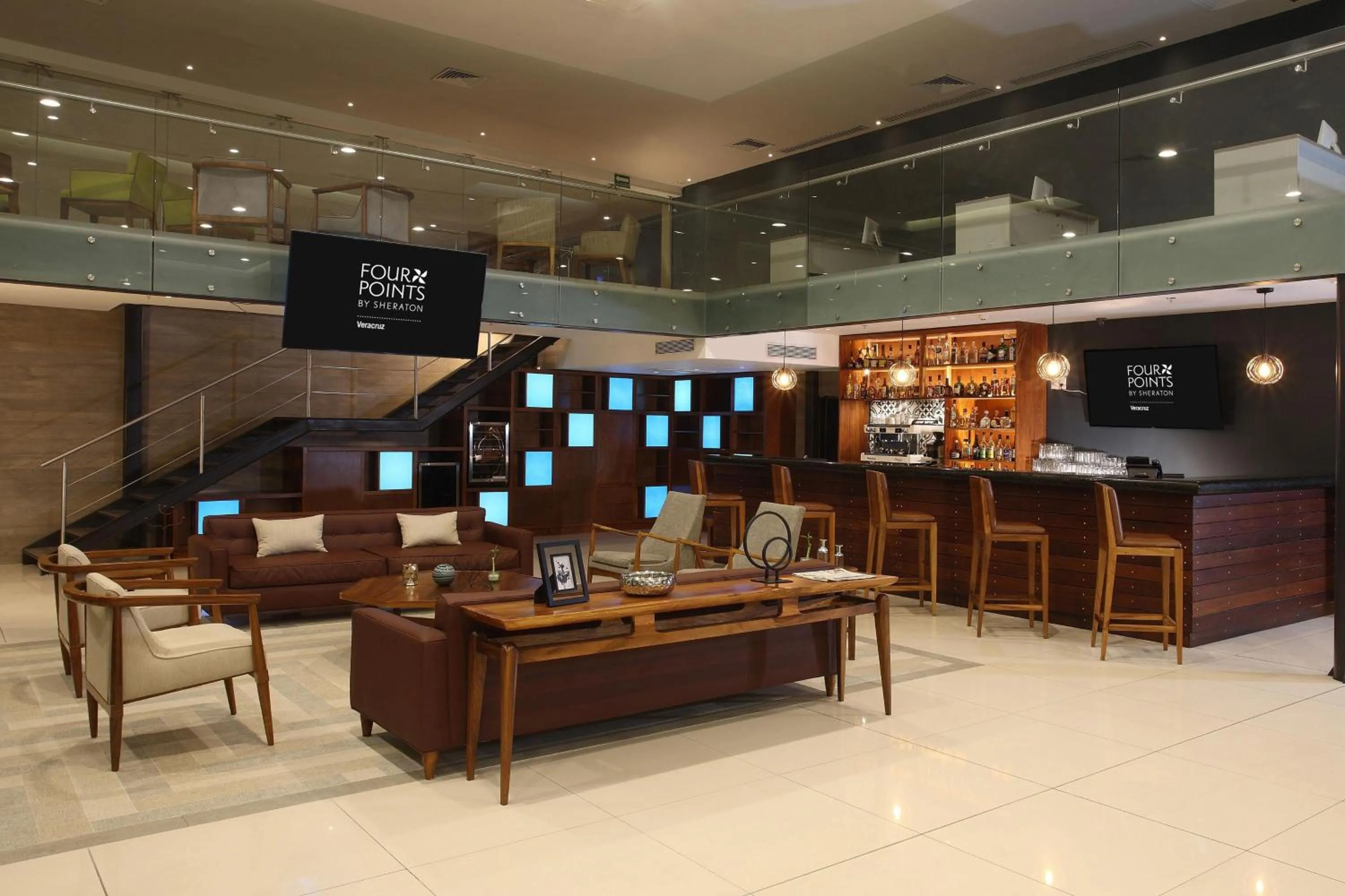 Lounge or bar in Four Points by Sheraton Veracruz
