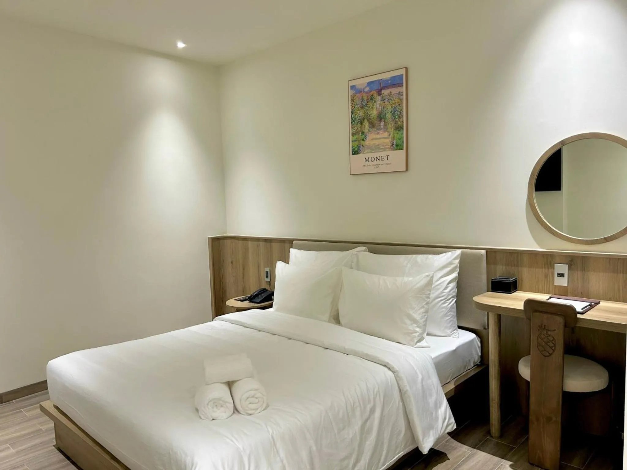 Photo of the whole room, Bed in Túi Ba Gang Central Hotel