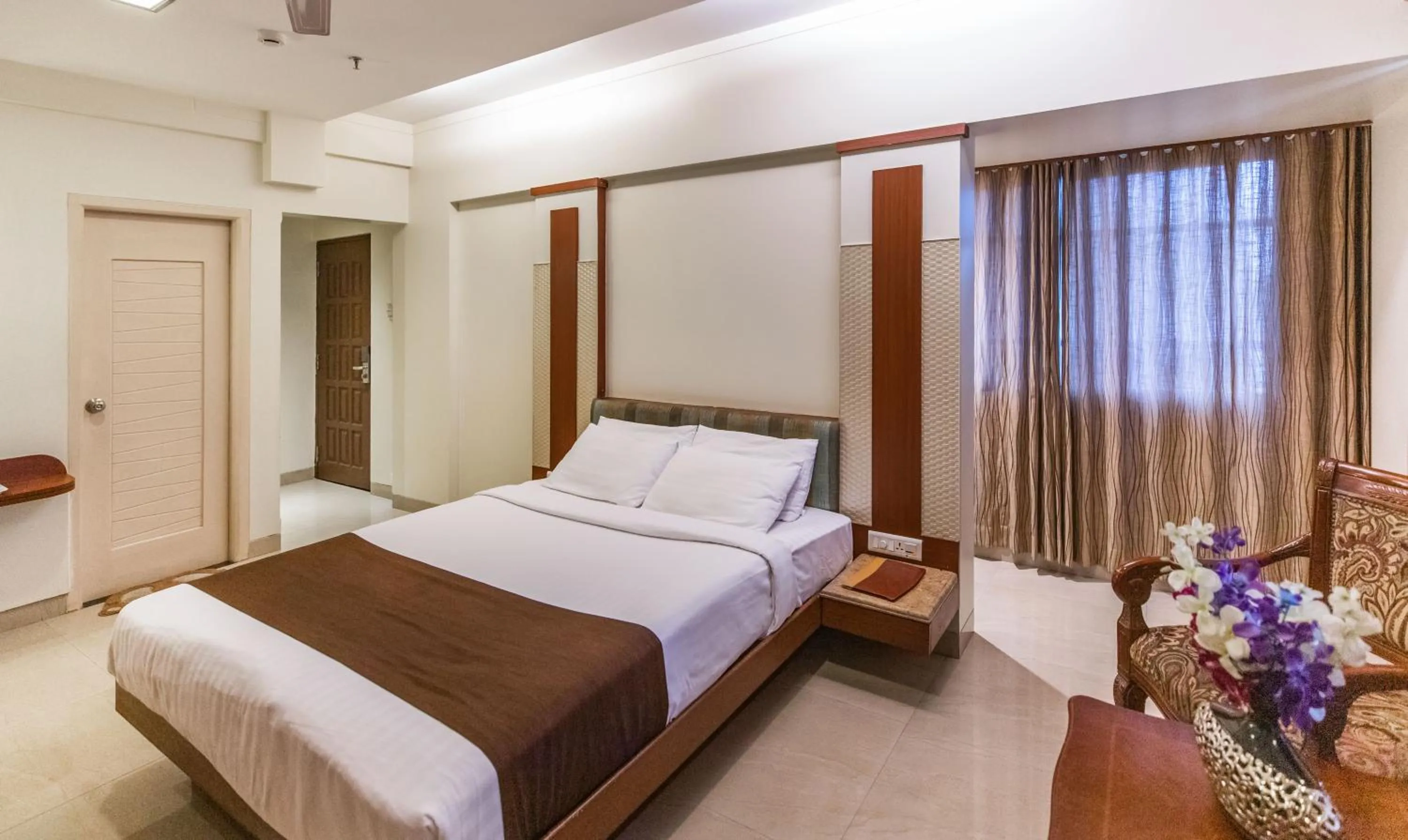 Bed in Hotel Seven Heaven