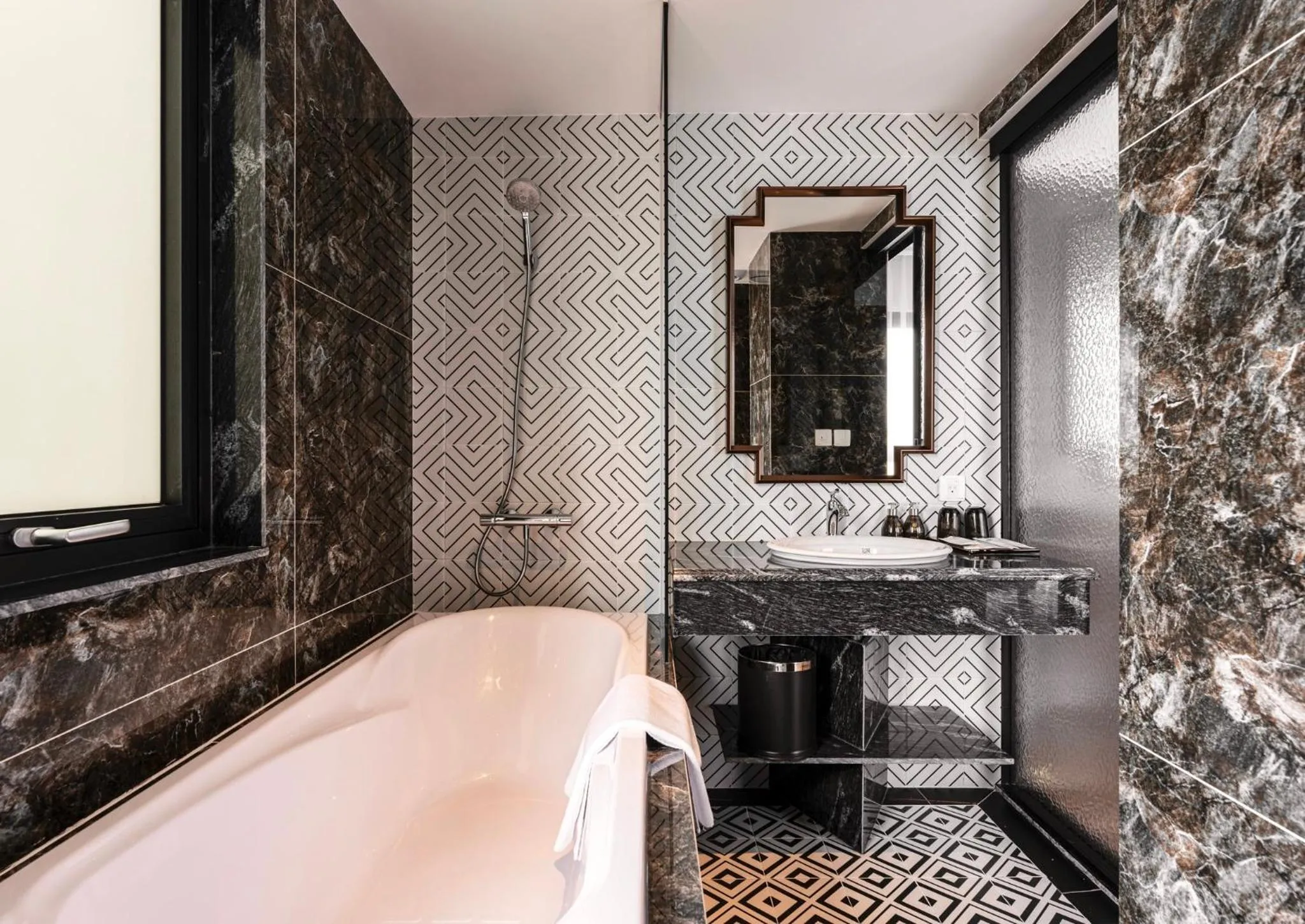 Shower in Eli Rina Hotel