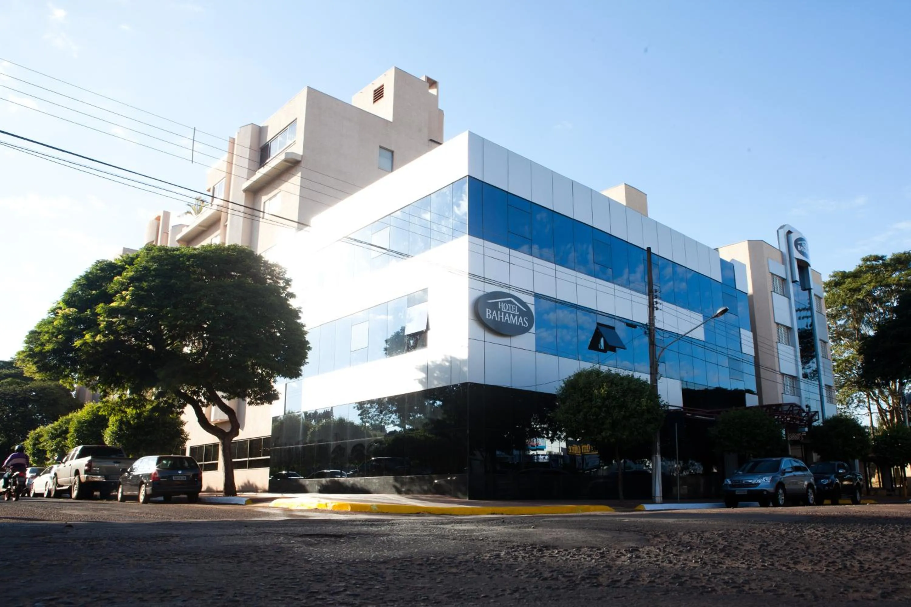 Property building in Hotel Bahamas