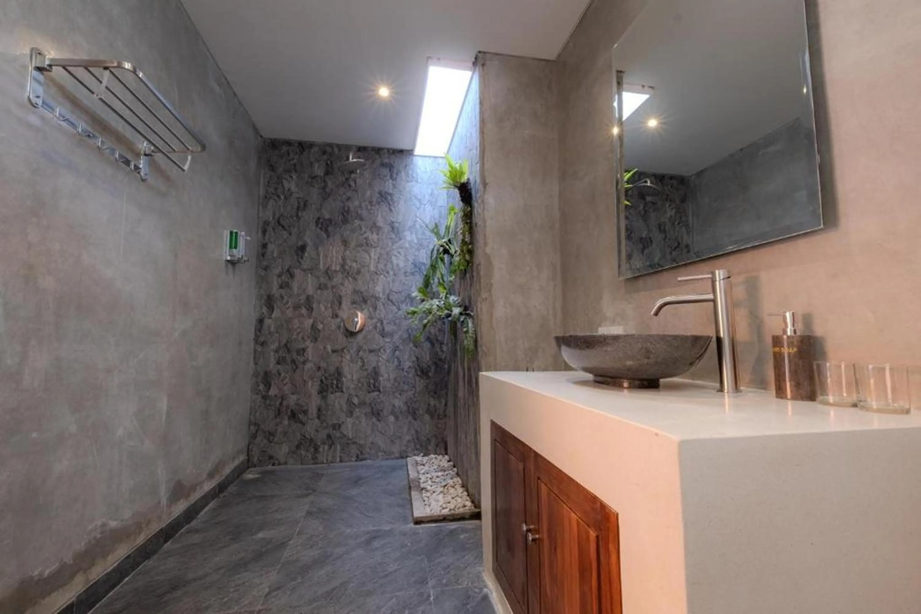 Bathroom in Bali Bata Canggu Guesthouse