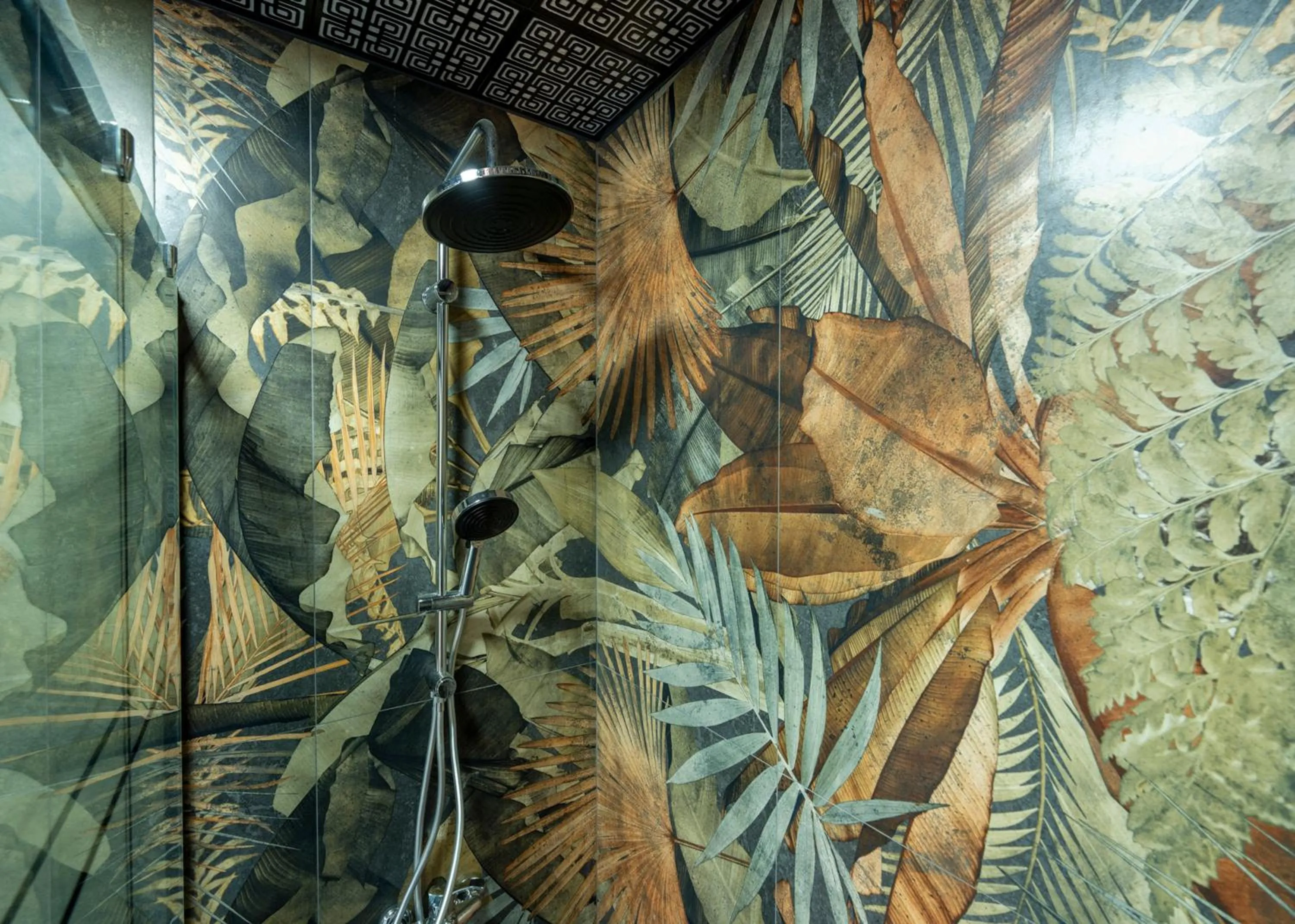 Shower in La Veranda Villas