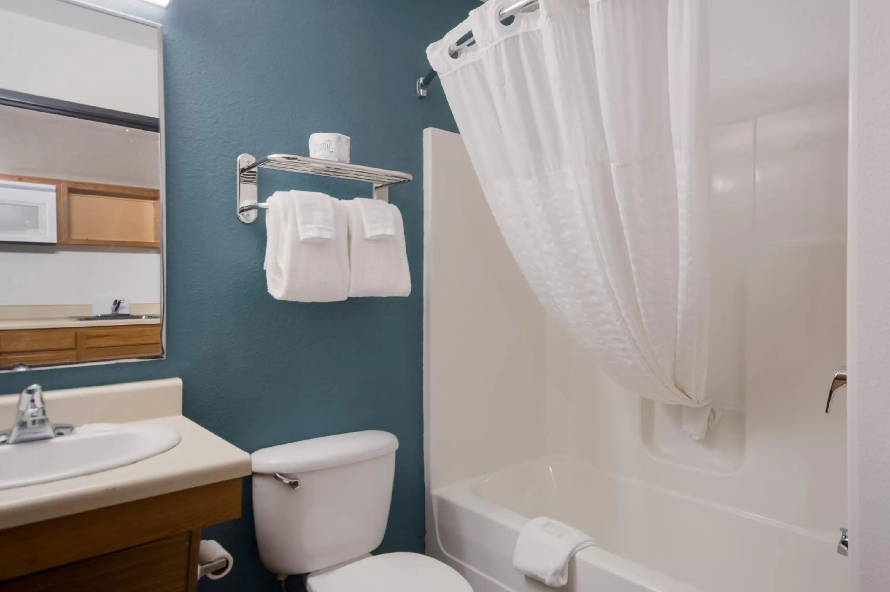 Bathroom in WoodSpring Suites Augusta Riverwatch