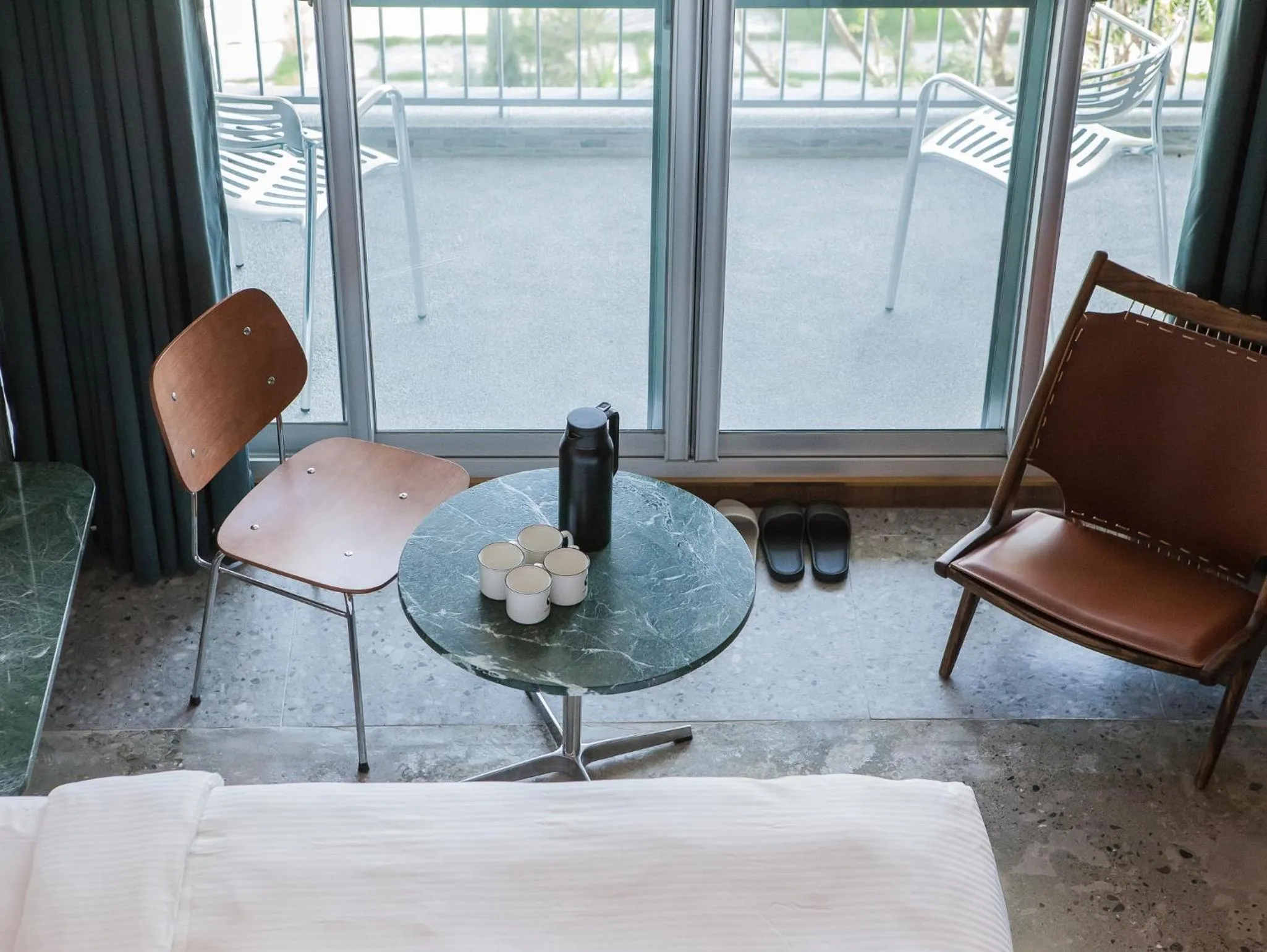 Balcony/Terrace in PAPO'A Harbor Hotel