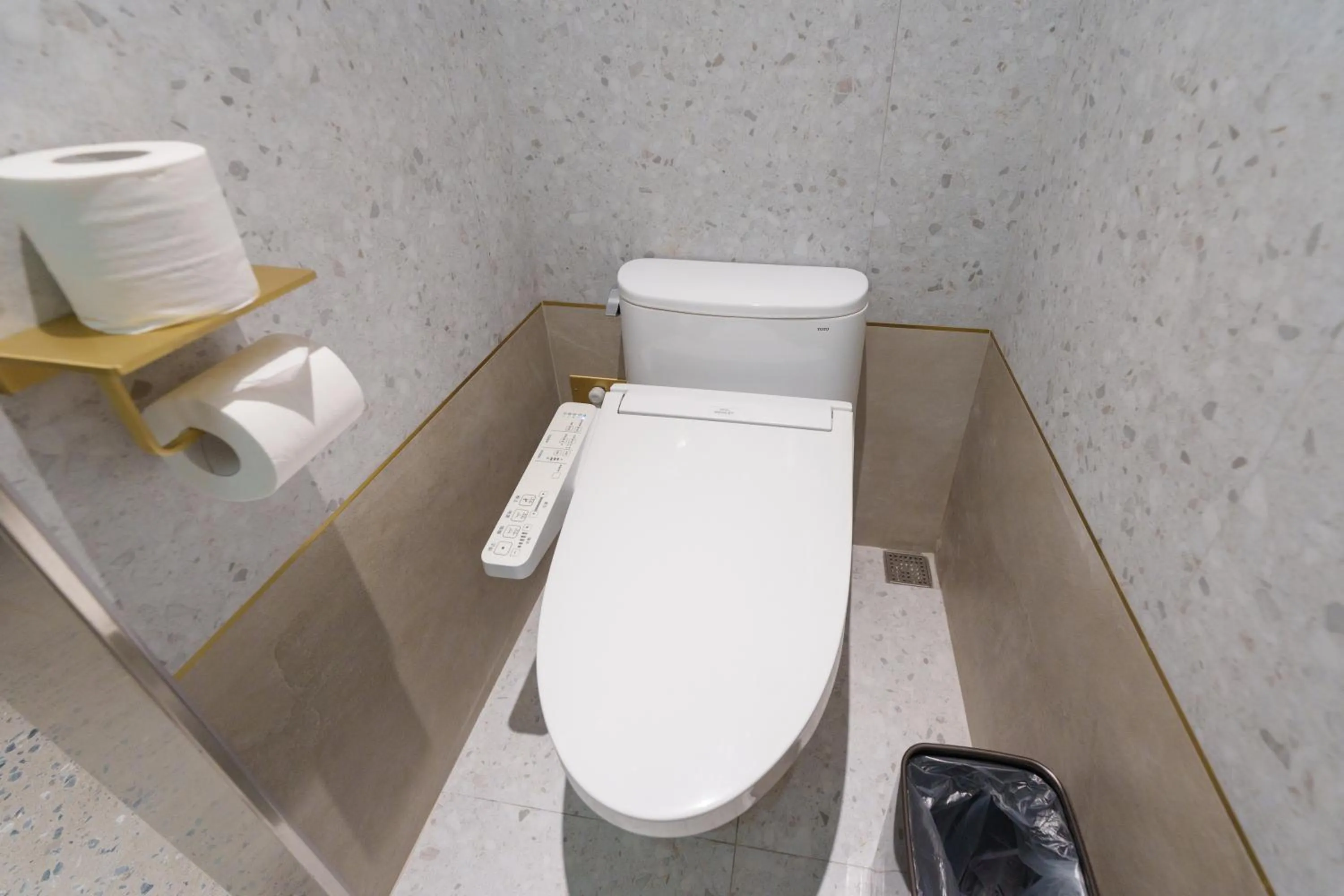 Toilet in PAPO'A Harbor Hotel