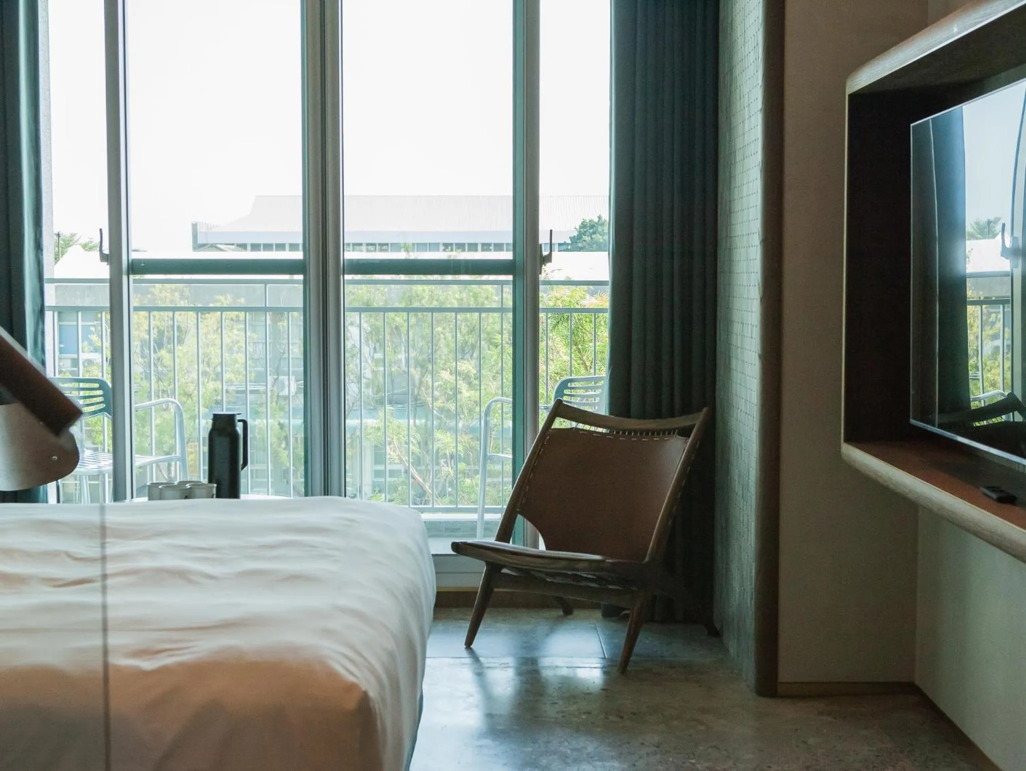 Photo of the whole room, Bed in PAPO'A Harbor Hotel