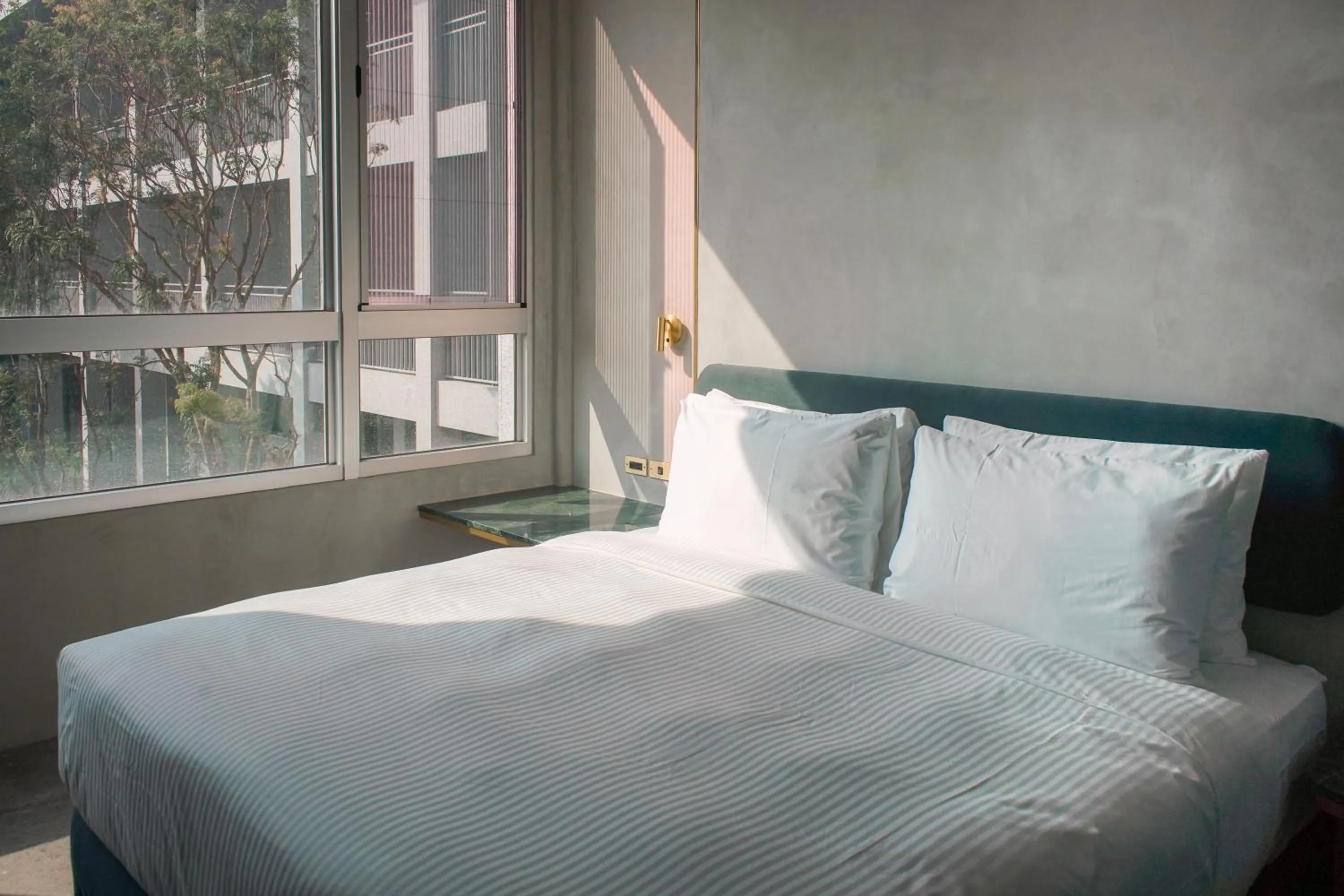 Photo of the whole room, Bed in PAPO'A Harbor Hotel