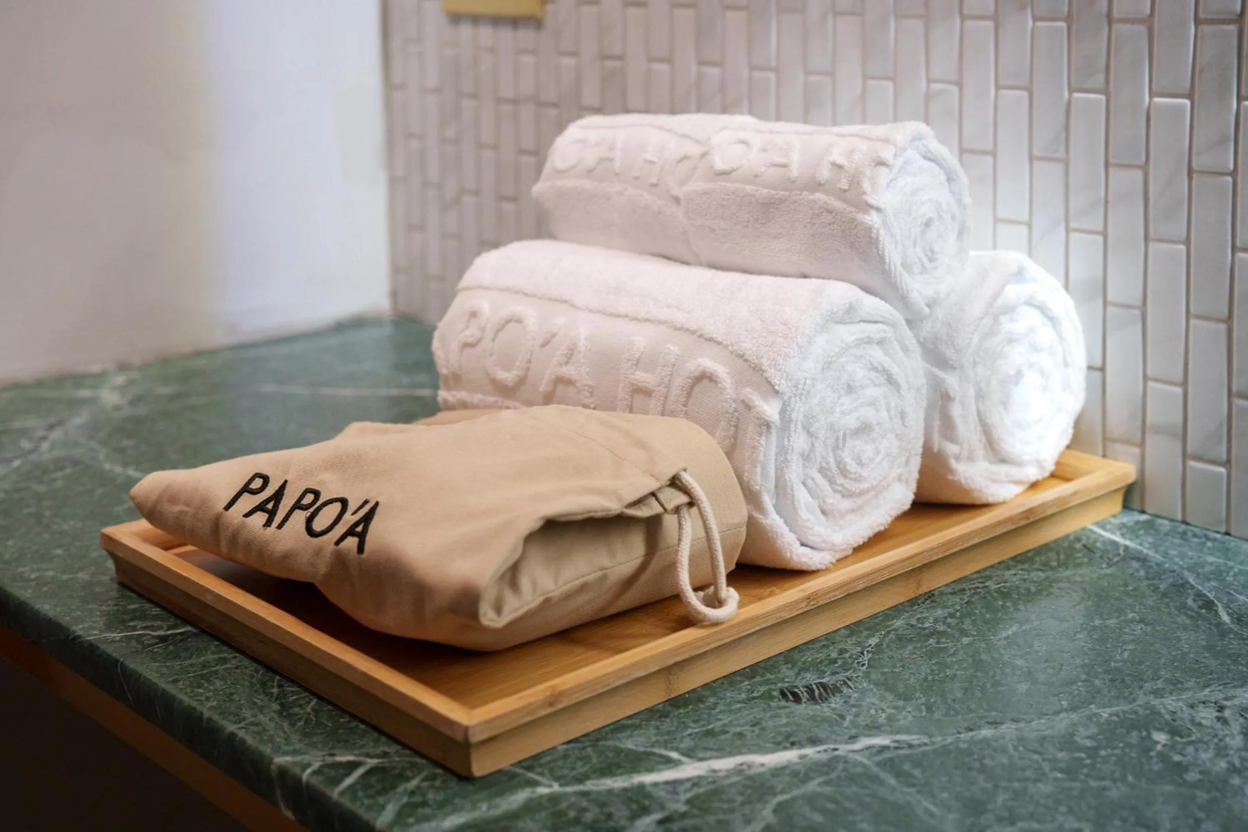 towels, Bed in PAPO'A Harbor Hotel