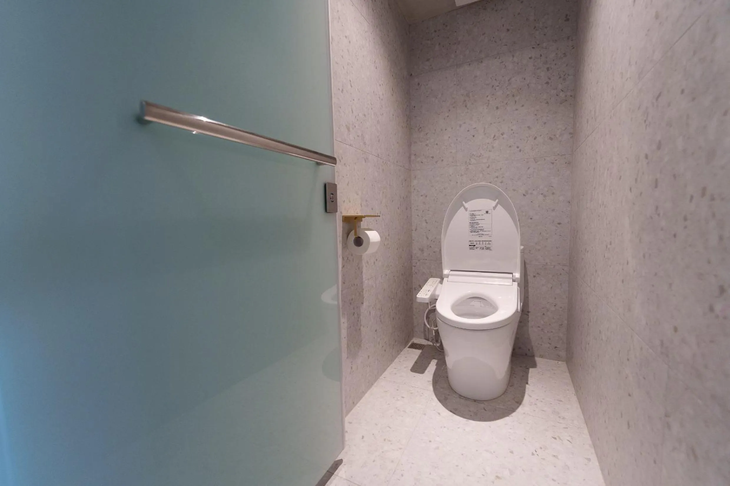 Toilet in PAPO'A Harbor Hotel